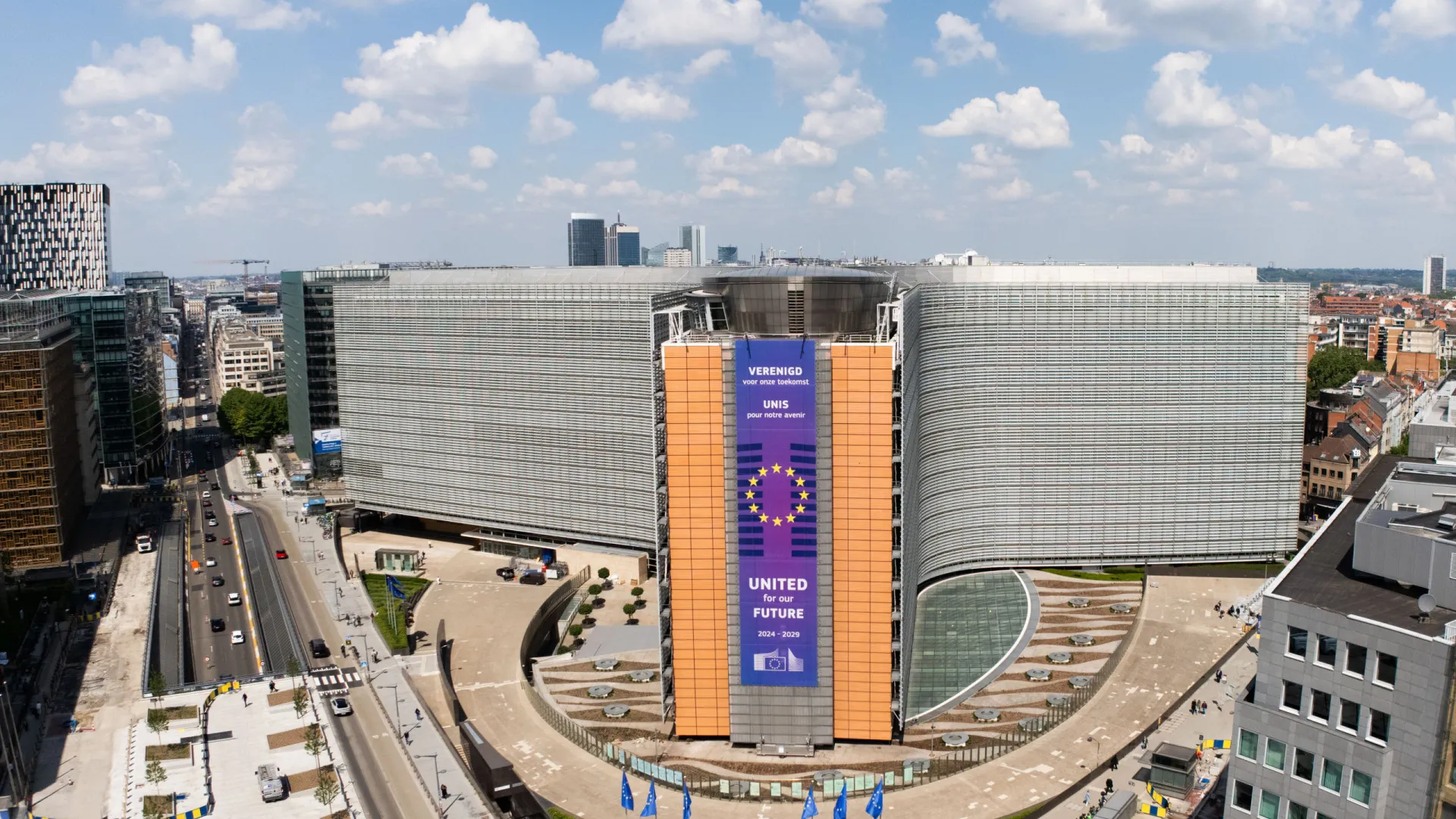 
                    Bruxelas desembolsa mais 1,06 mil milhões do PRR a Portugal
                