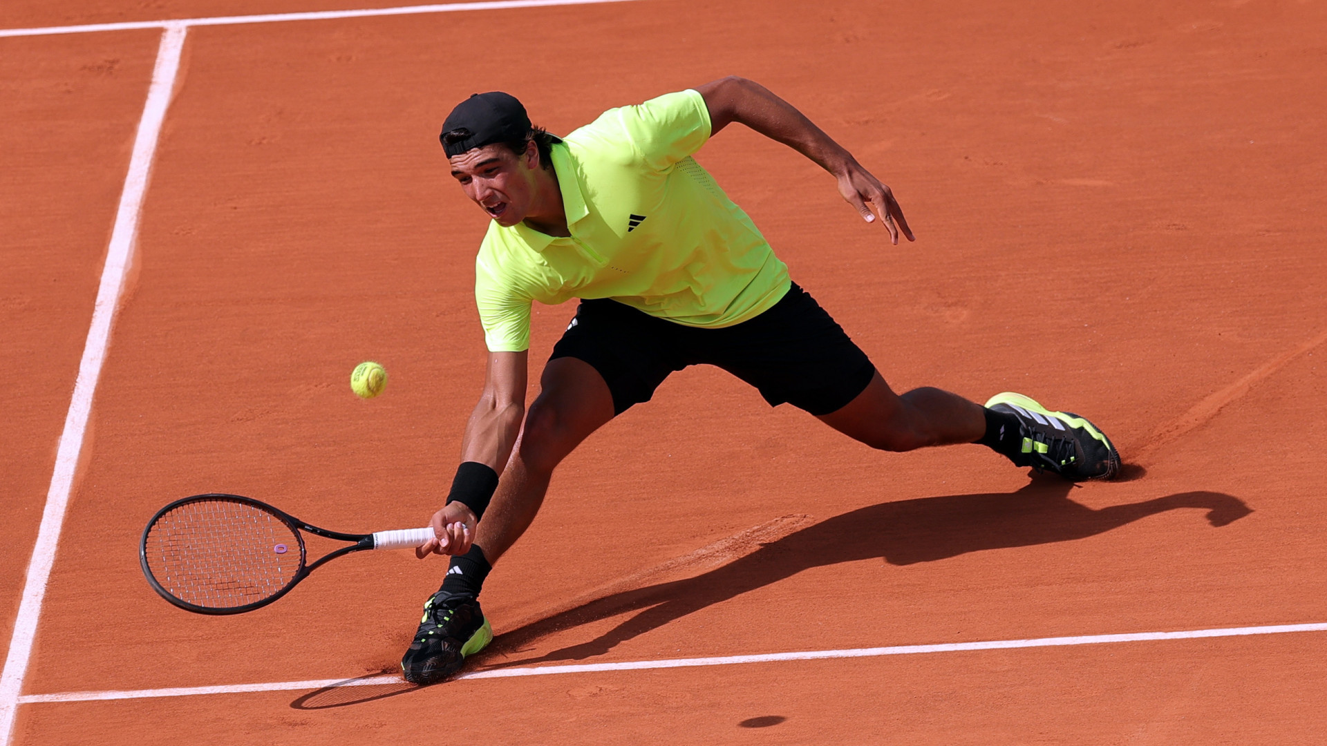 Henrique Rocha eliminado na qualificação para o Grand Slam de Wimbledon