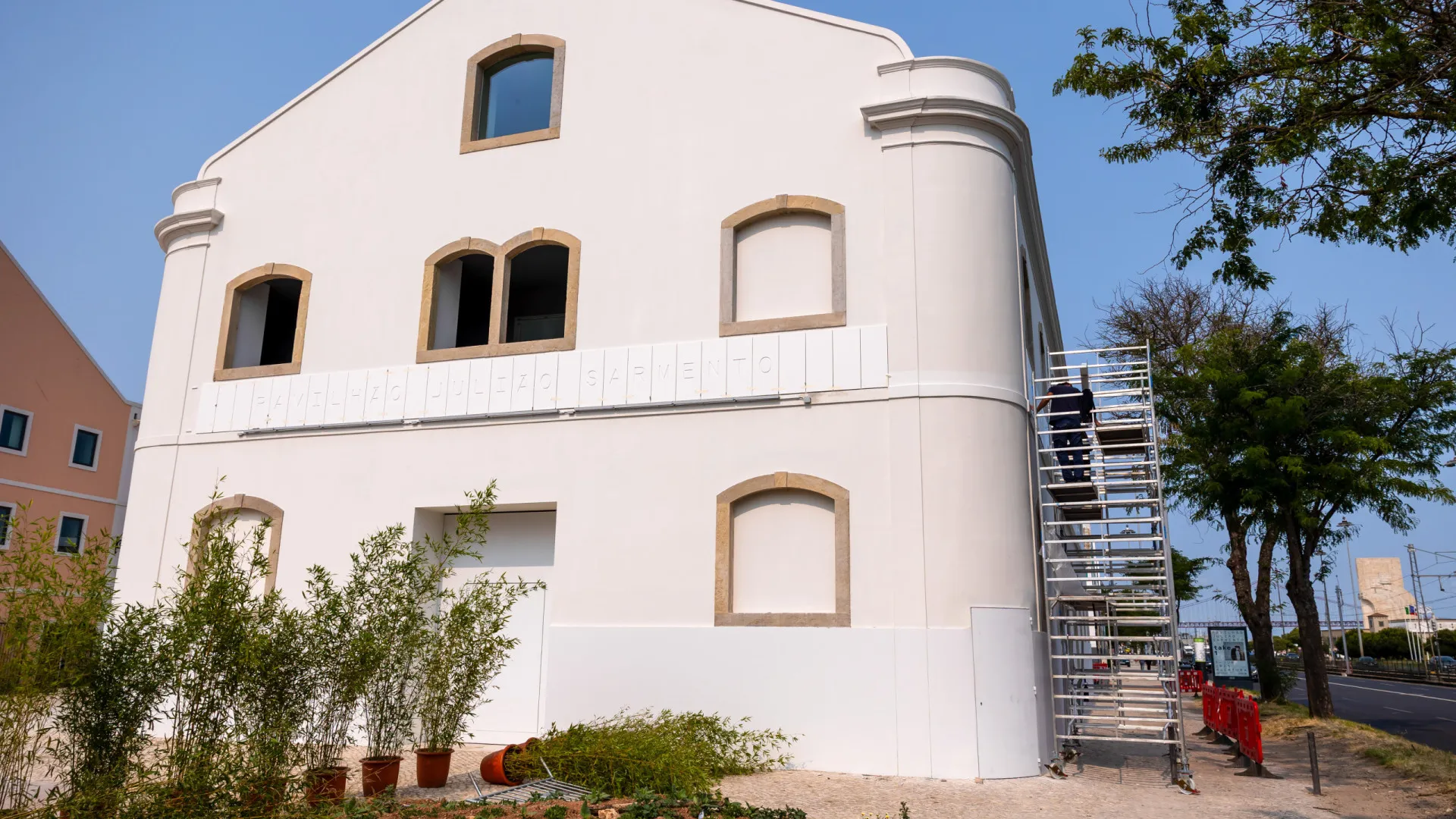 
                    É inaugurada hoje a exposição 'Art is a Matter of Consciousness'
                