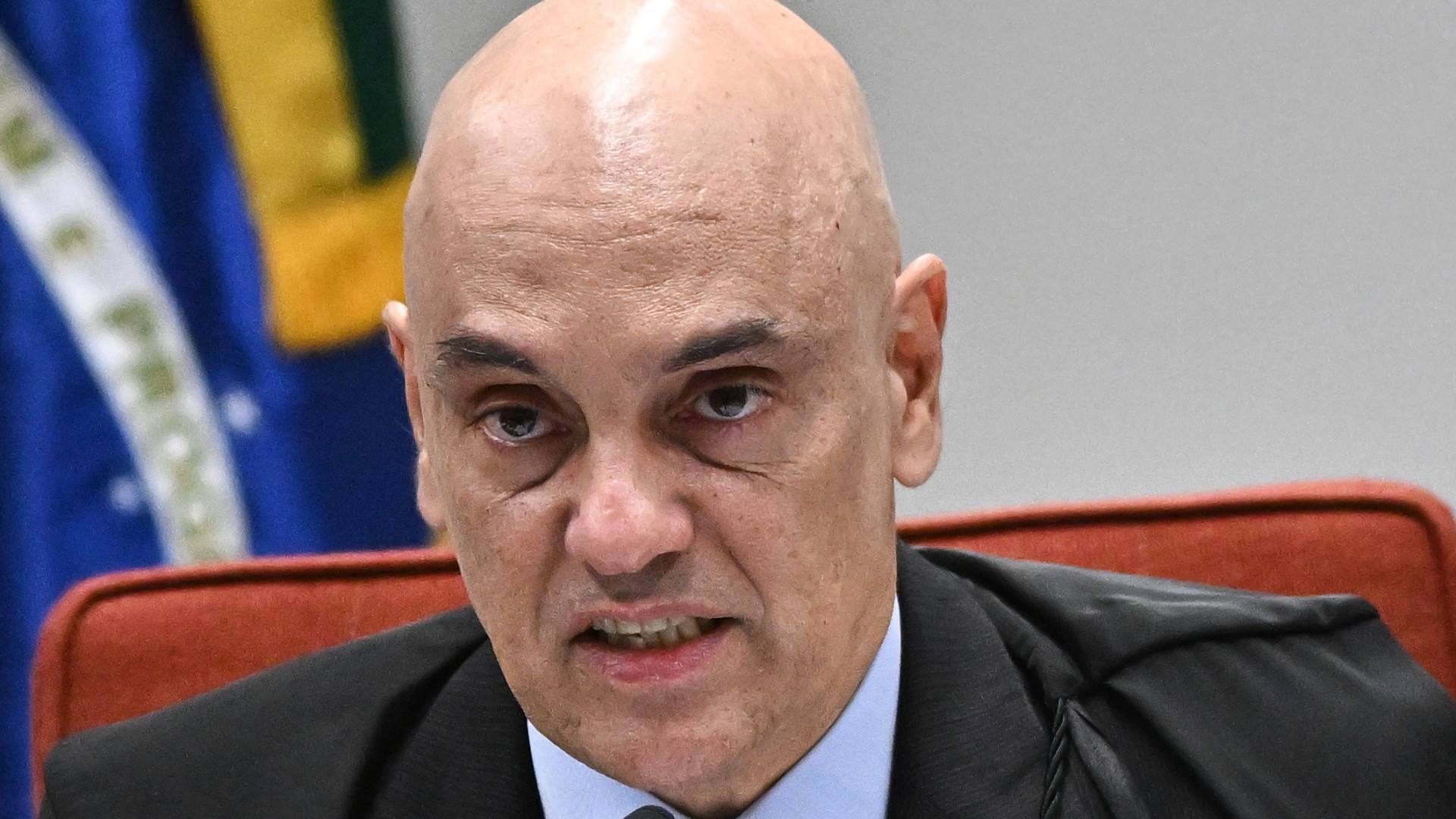 Juiz convoca reunião entre Governo e Congresso sobre imposto no Brasil