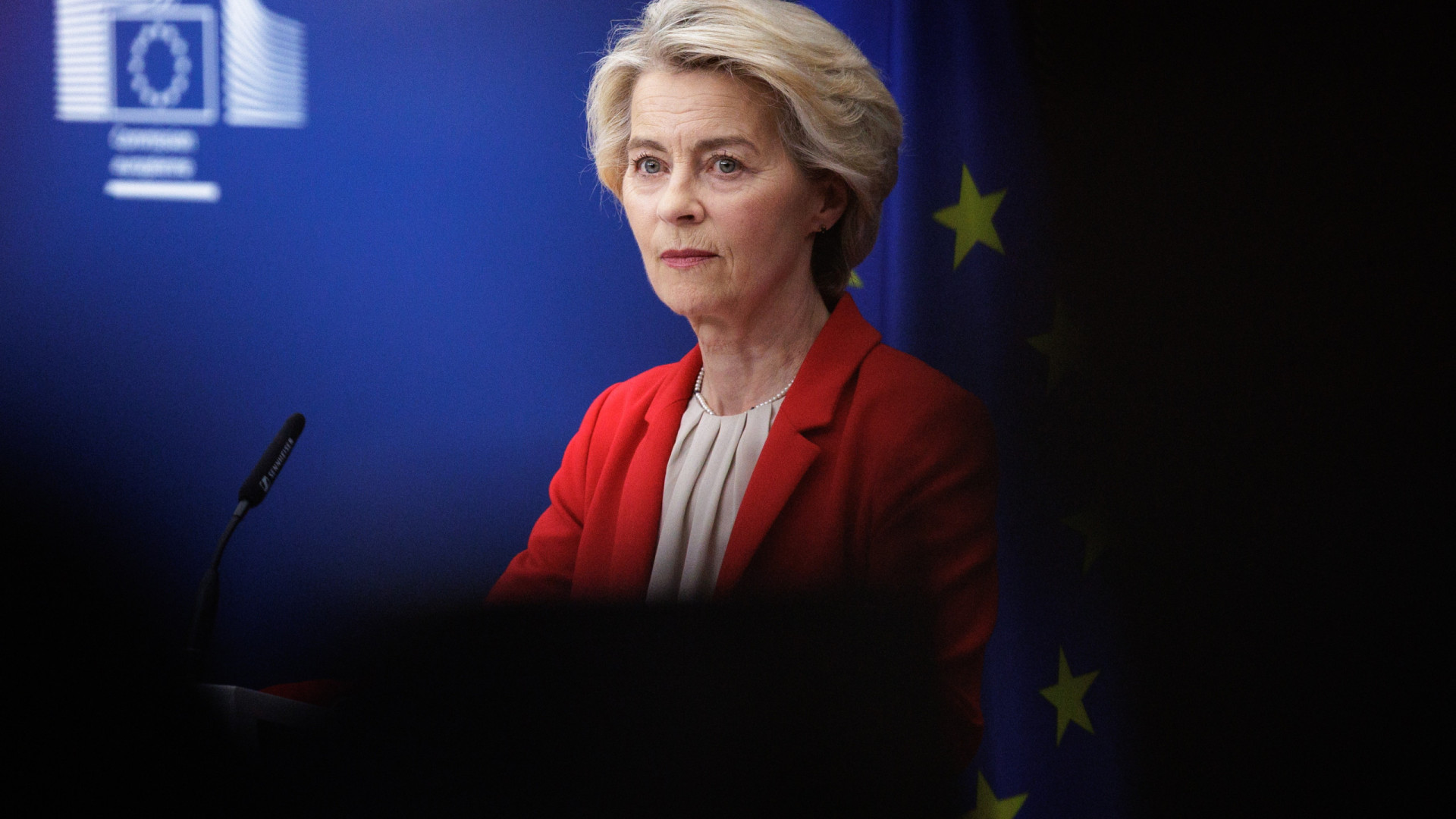 Presidente da Comissão Europeia convoca reunião por escalada do conflito