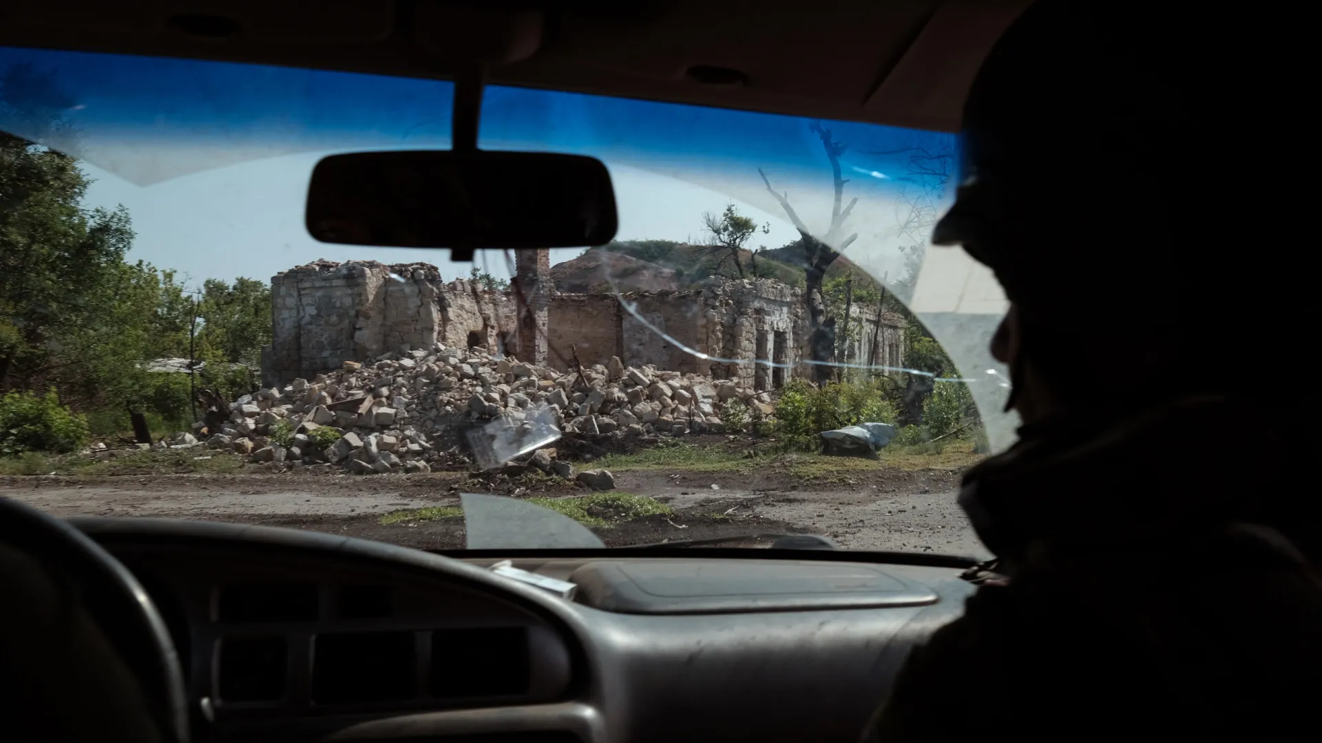 
                    Ucrânia lança operação com forças especiais para tomar Pokrovsk 
                