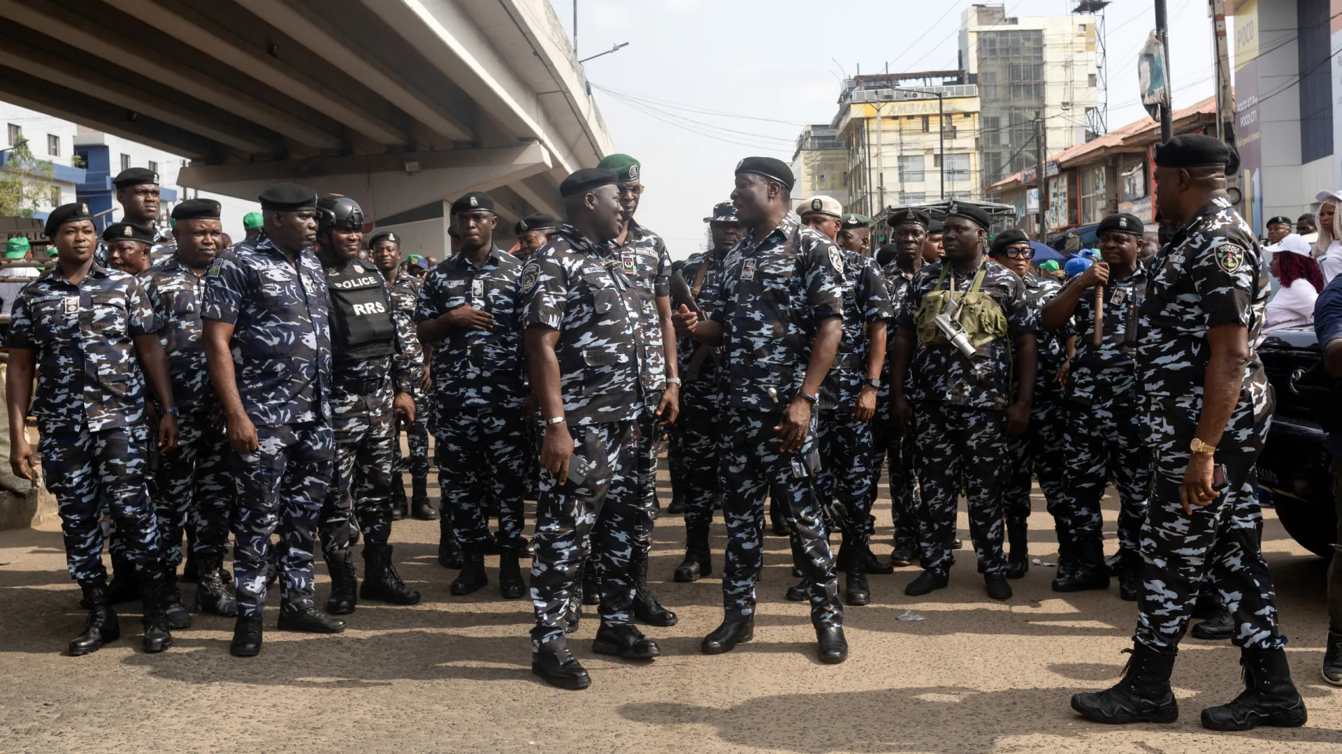
                    Detidos 33 suspeitos de raptar 38 fiéis numa igreja na Nigéria
                