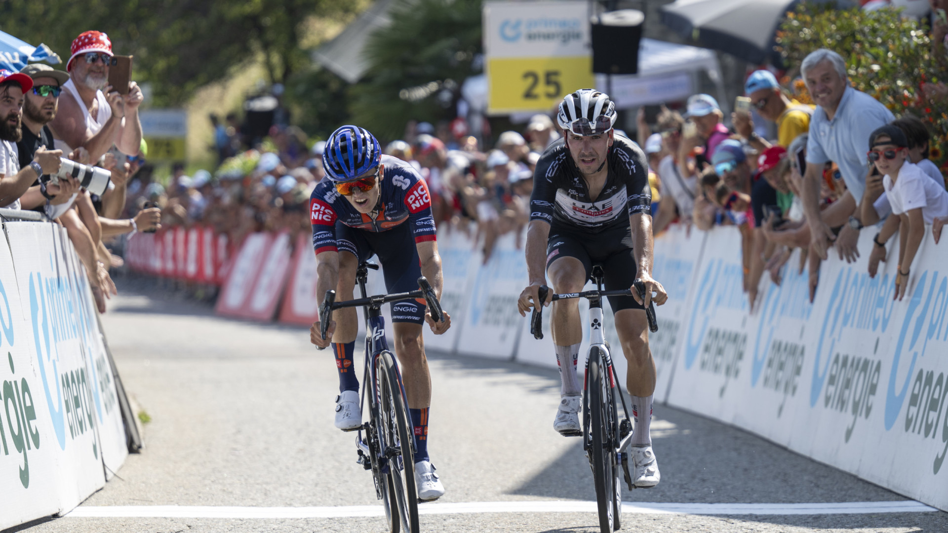 João Almeida continua a recuperar e sobe a terceiro na Volta à Suíça