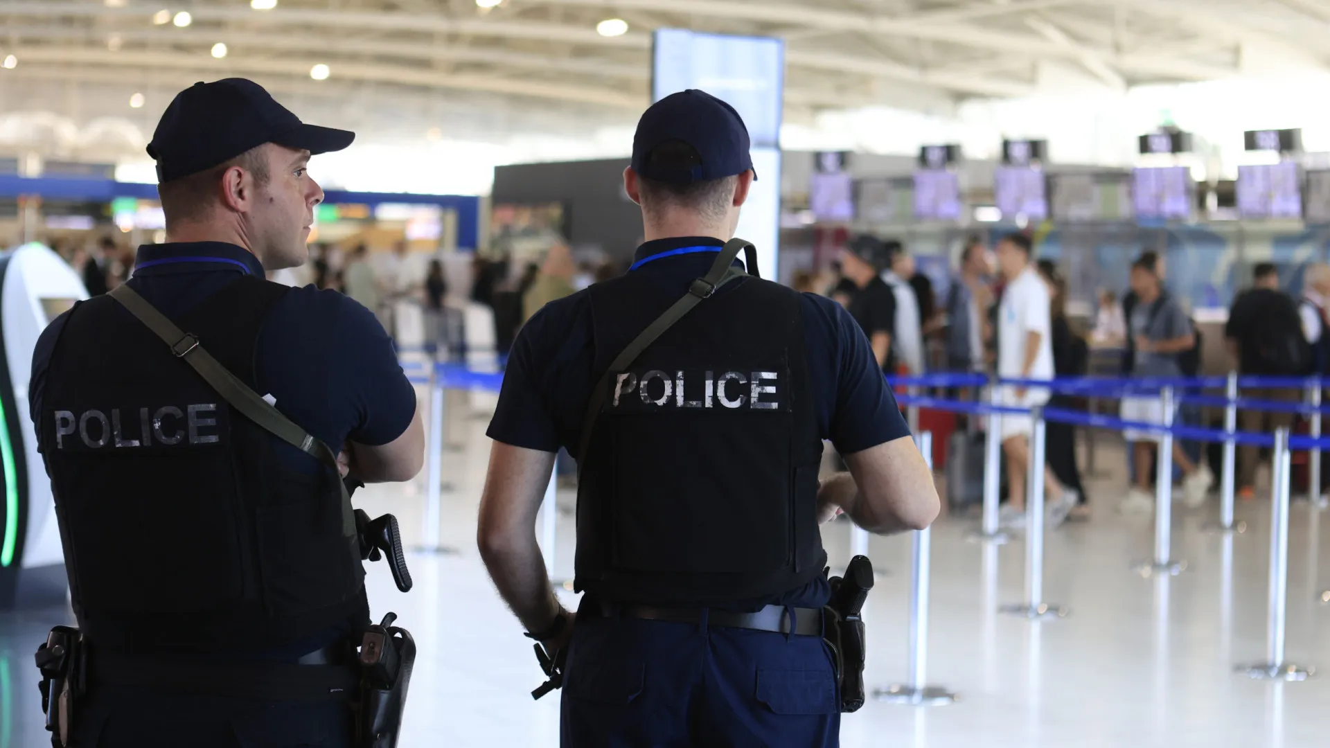 
                    Mais 14,6% de cidadãos não europeus expulsos saíram da UE no 3.º trimestre
                