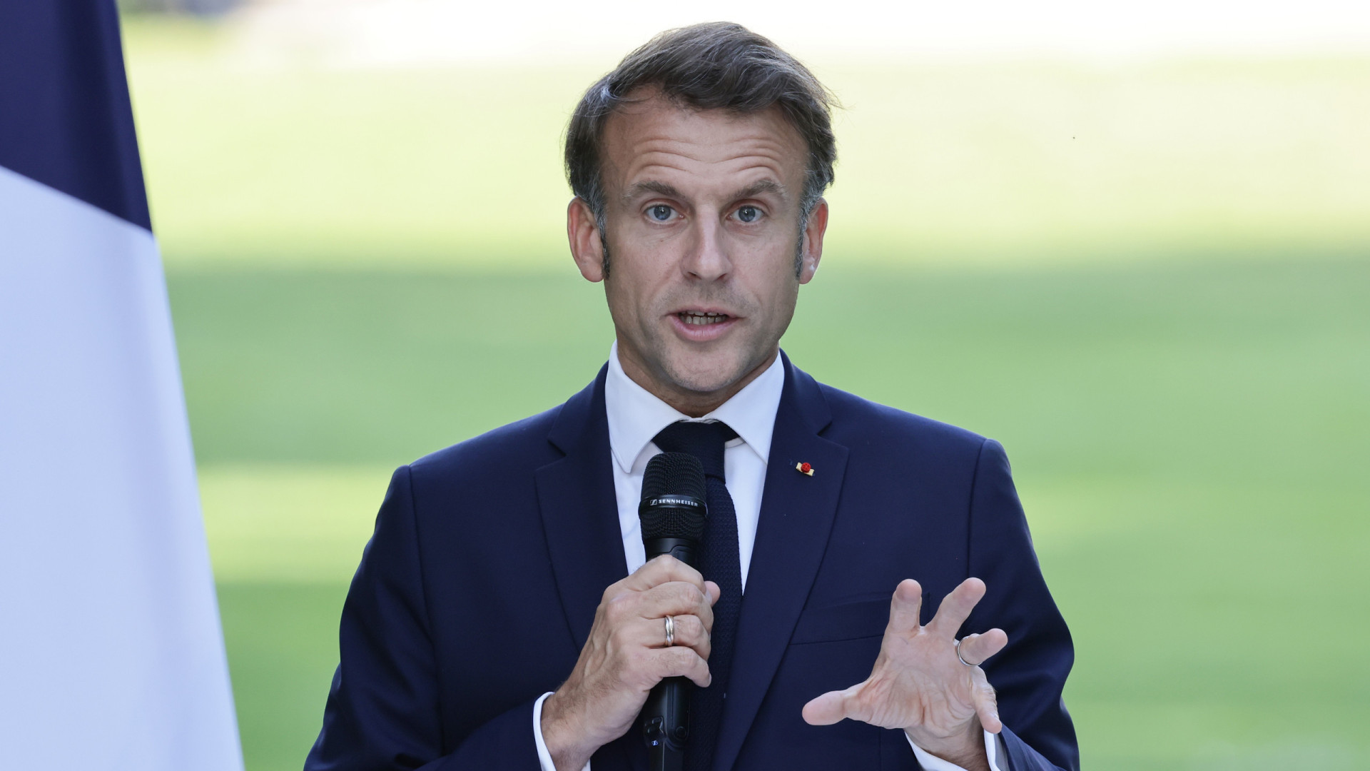 Macron pede ao Irão 
