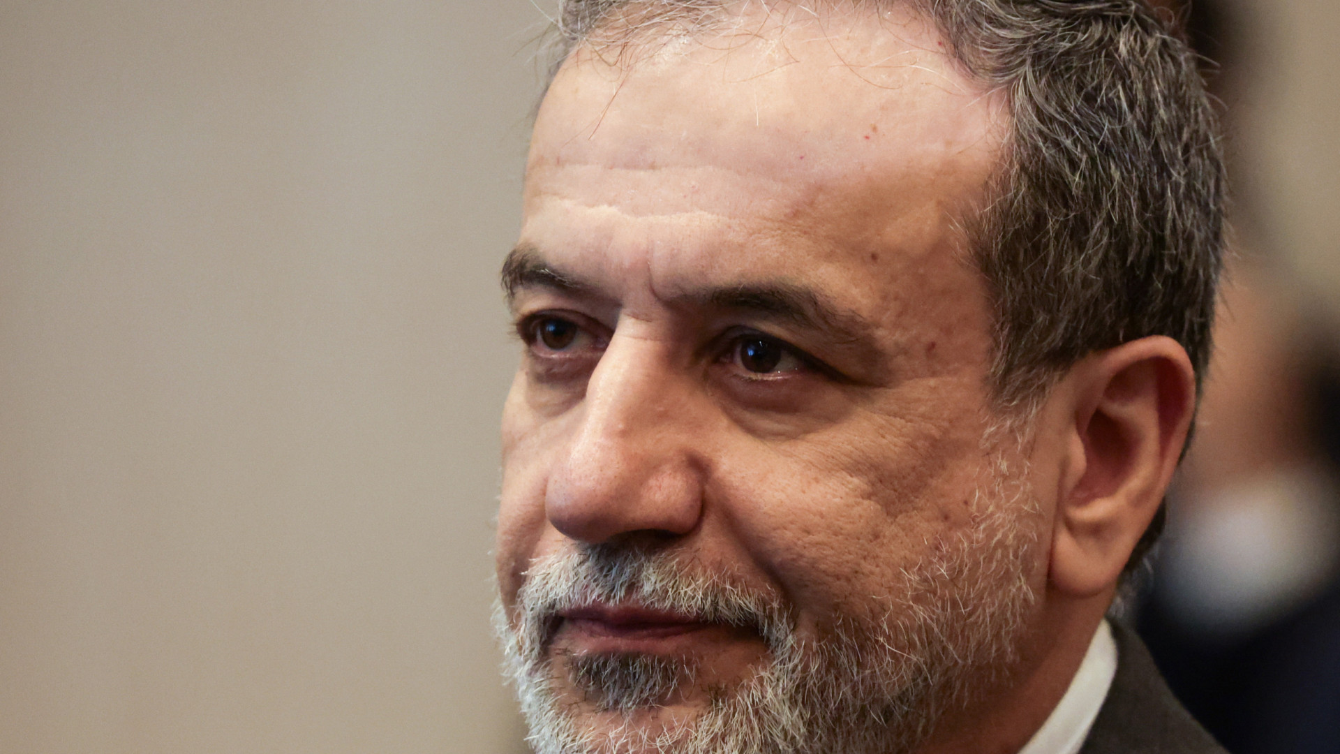Irão afasta retoma rápida do diálogo com EUA sobre programa nuclear