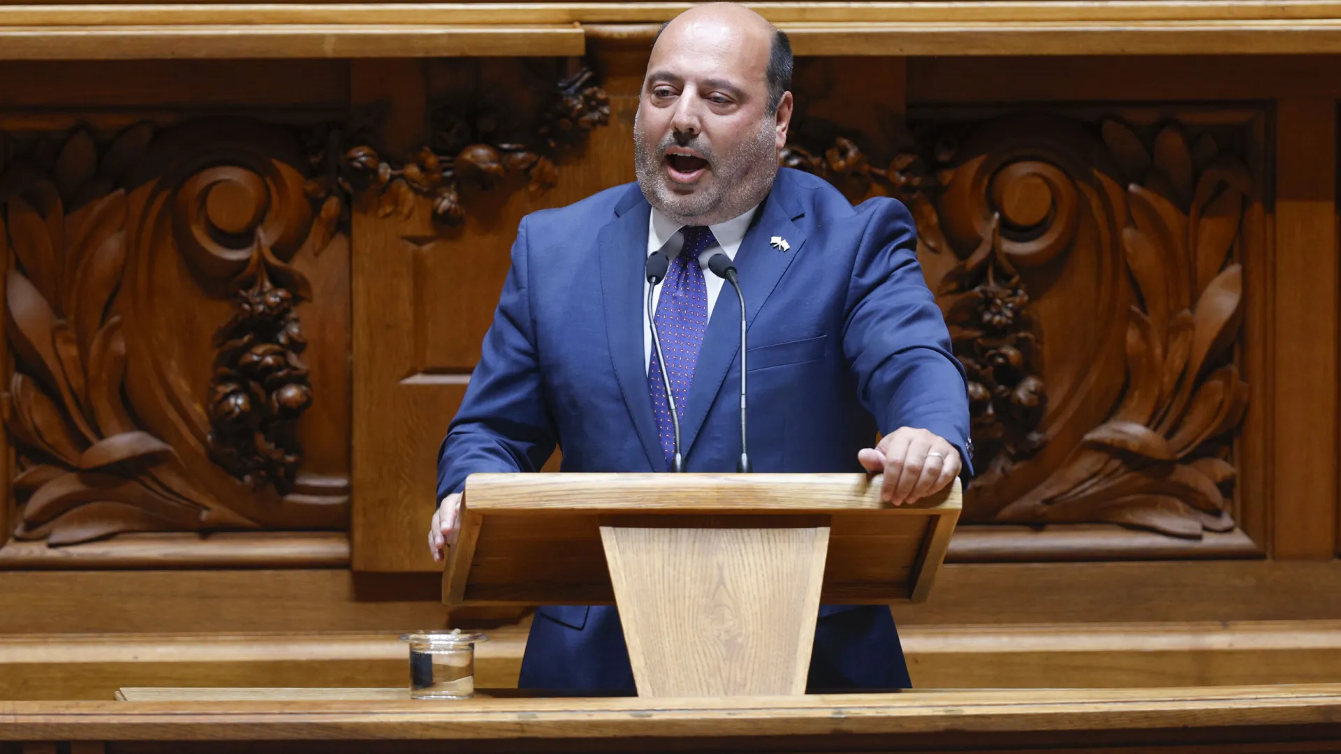 
                    Chega vota contra proposta de OE2026 na votação final global: 