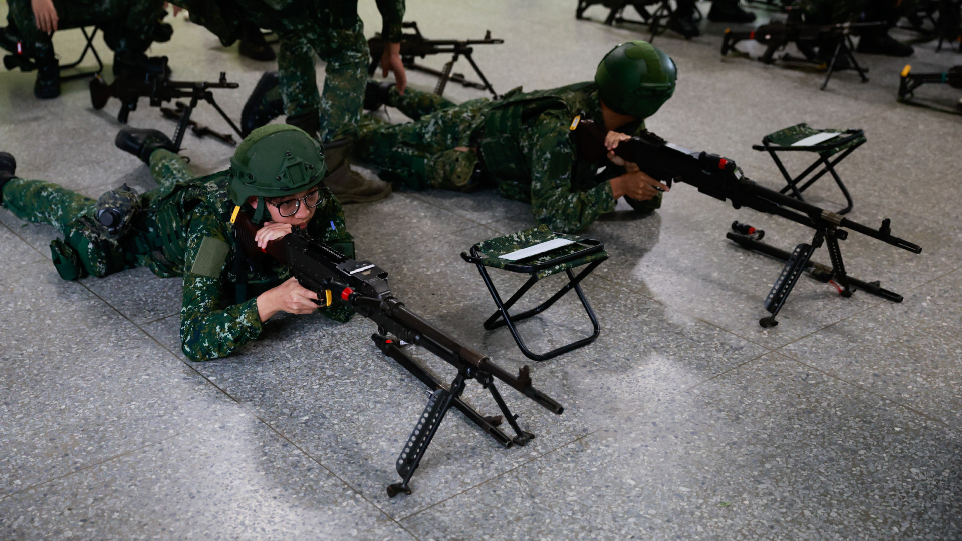 Pequim aplica controlos de exportação a empresas militares de Taiwan