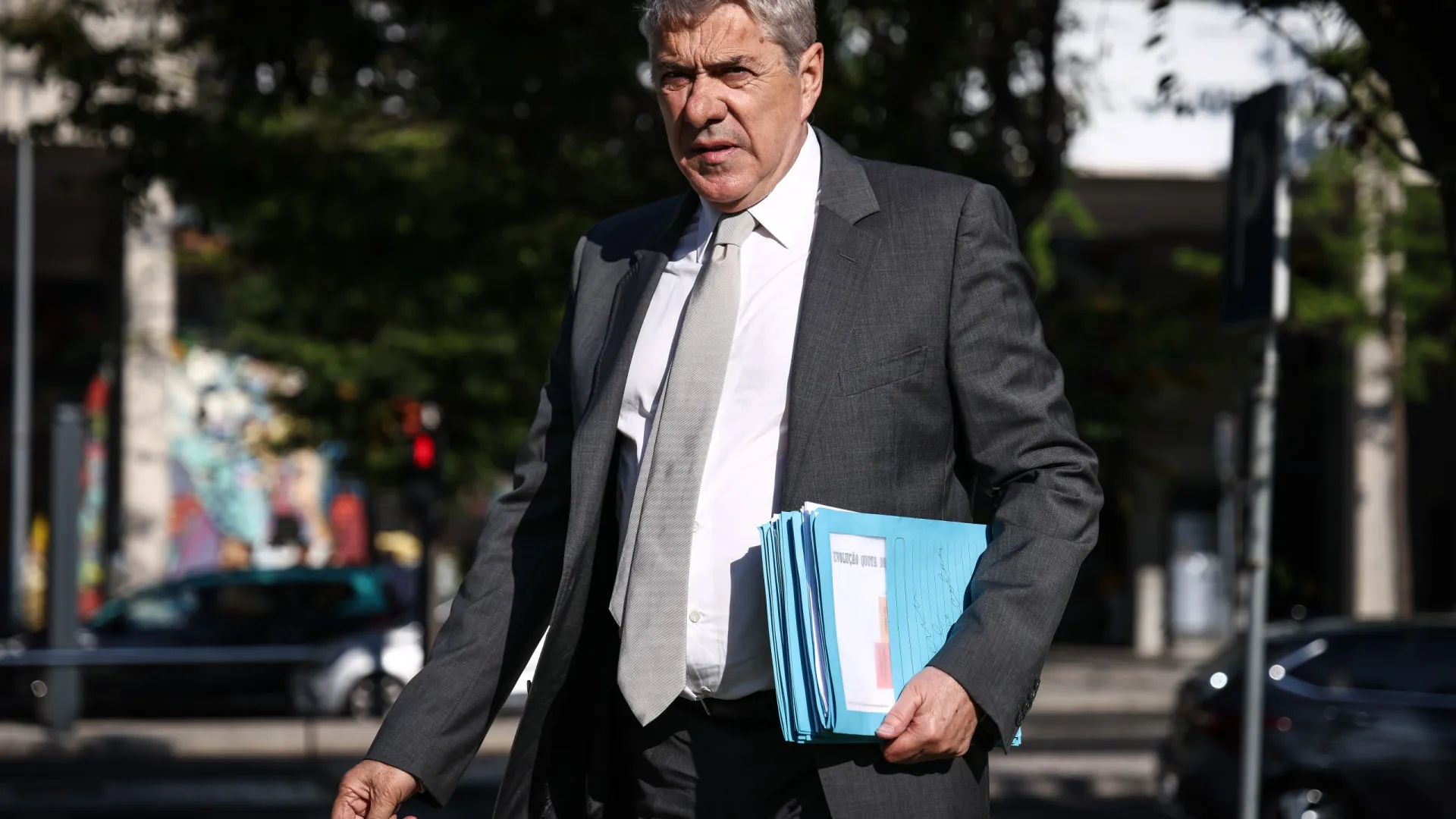 
                    Tribunal defende que José Sócrates não quer fugir à Justiça
                