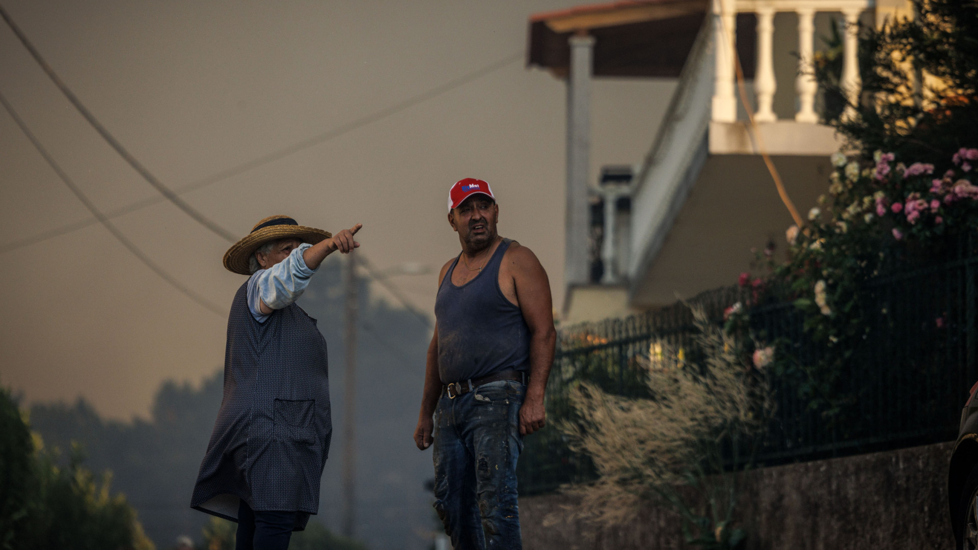 Incêndio. Retirados habitantes de duas aldeias de Sabrosa