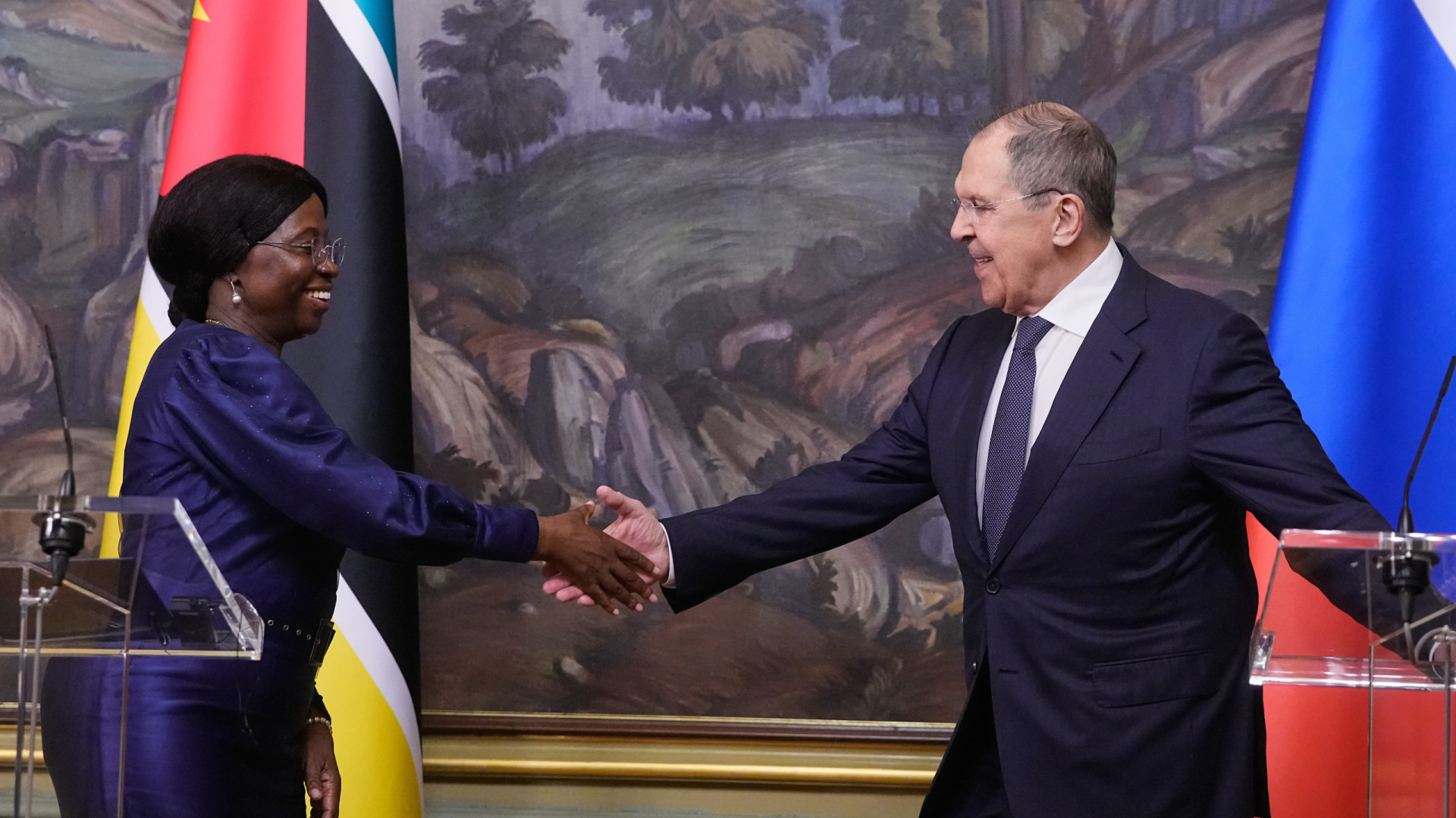 Moçambique quer empresas russas na exploração de gás e petróleo
