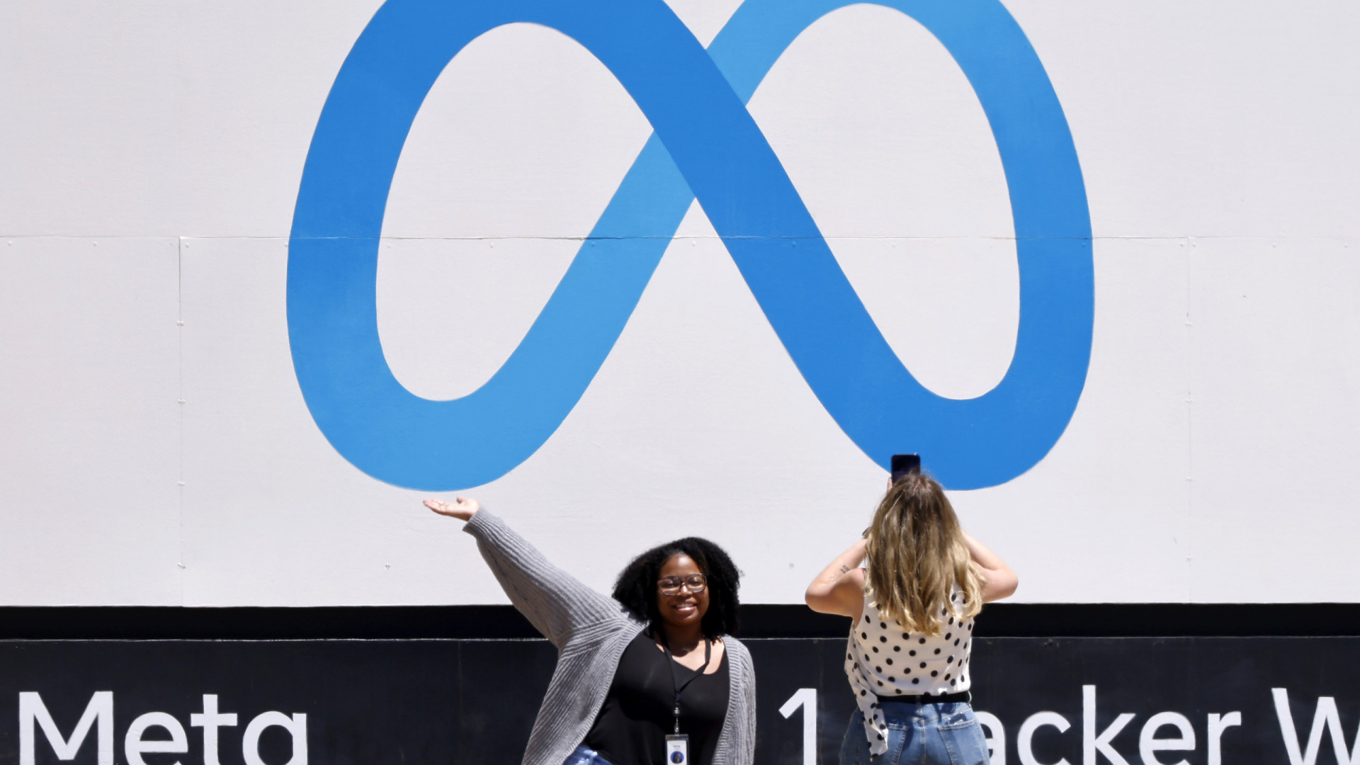 Meta assina contrato de 10 mil milhões para utilizar Google Cloud