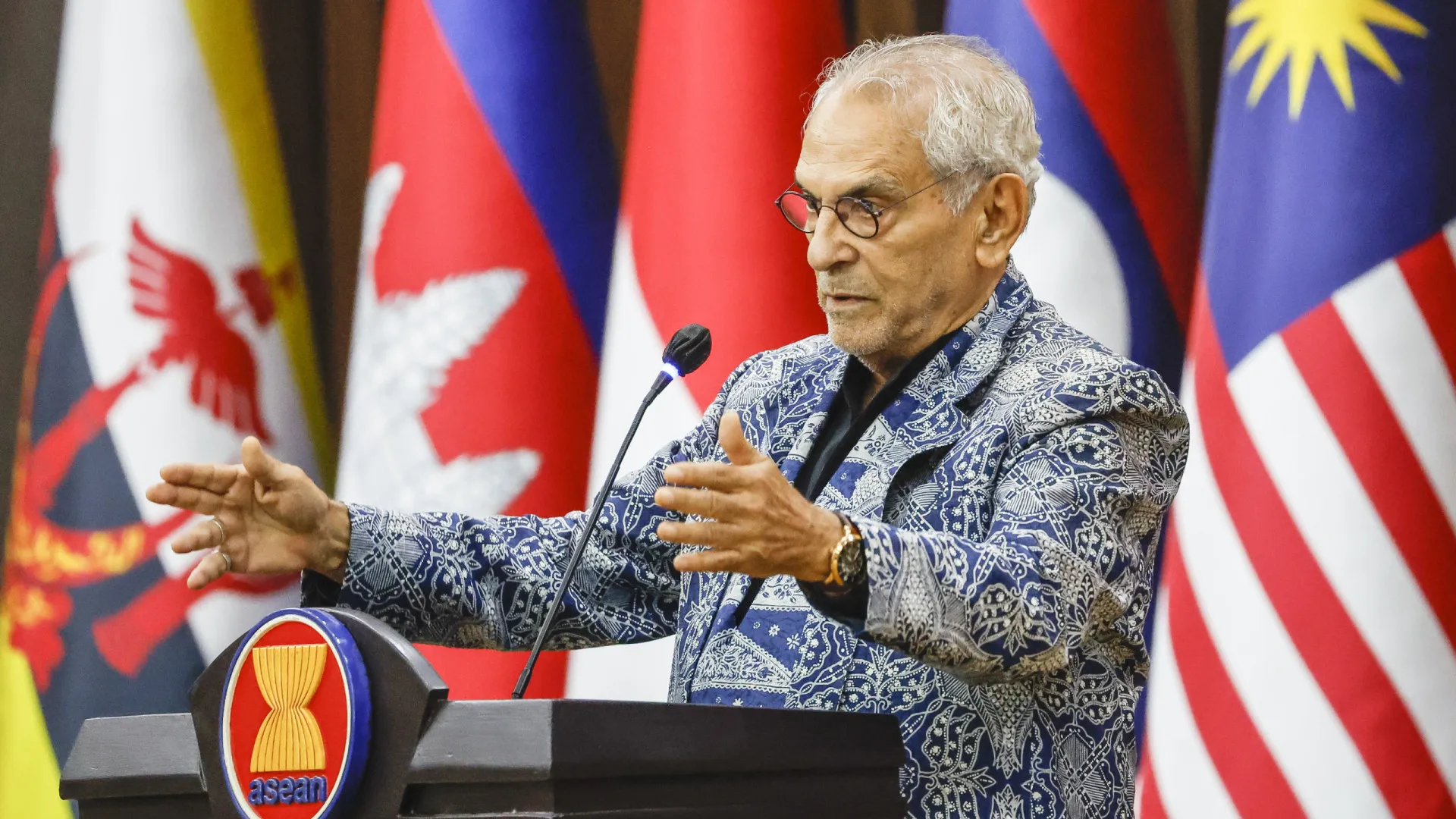 
                    Ramos-Horta felicita eleição de Seguro com resultado 