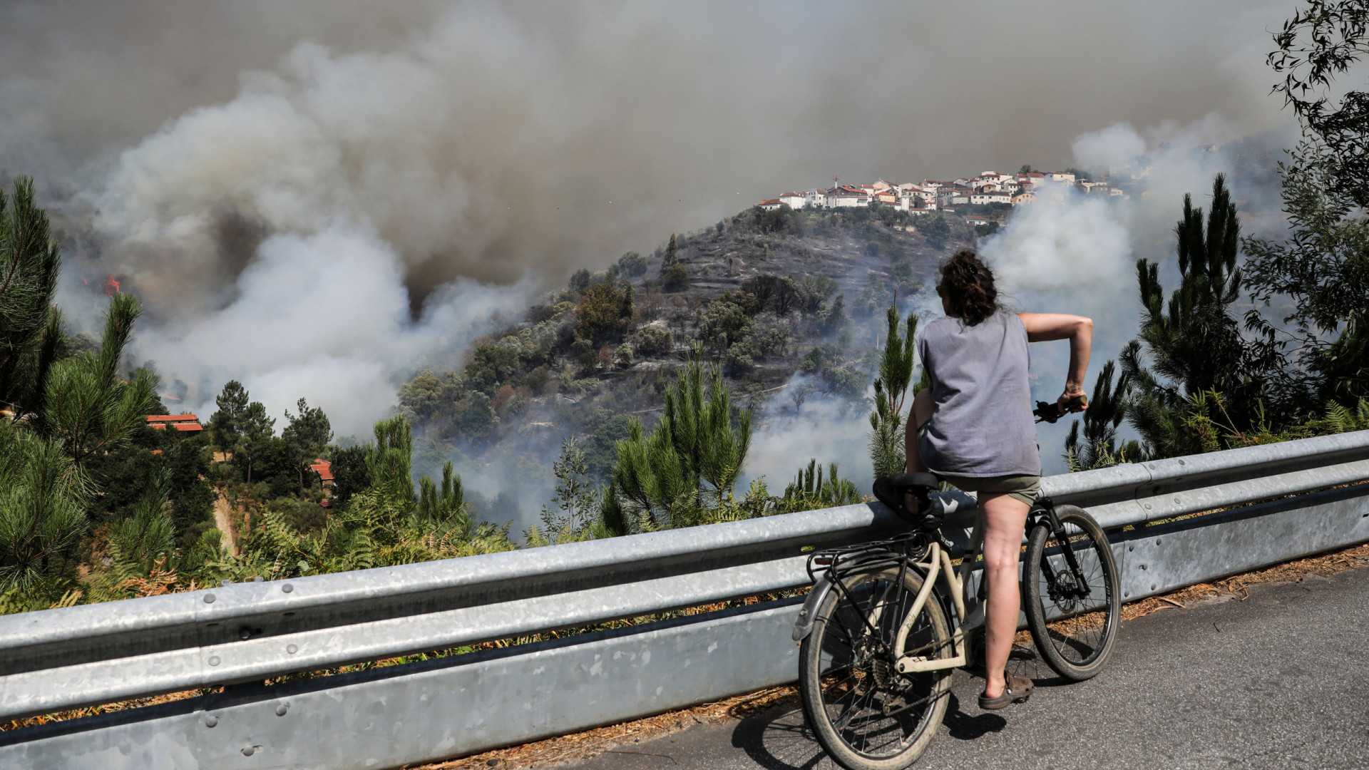 Pampilhosa da Serra cancela festas devido ao fogo e ativa Plano Municipal