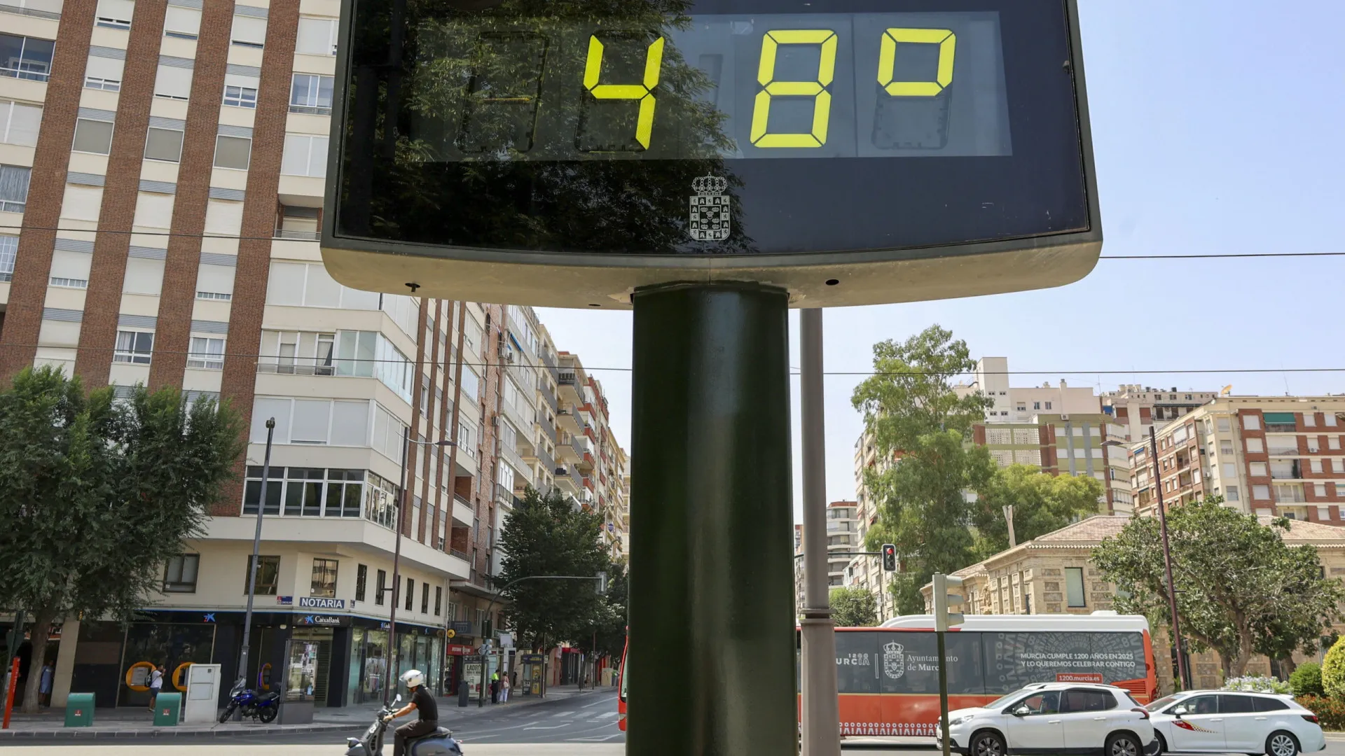 
                    Perto de 2.200 mortes em Espanha atribuídas ao calor em agosto
                