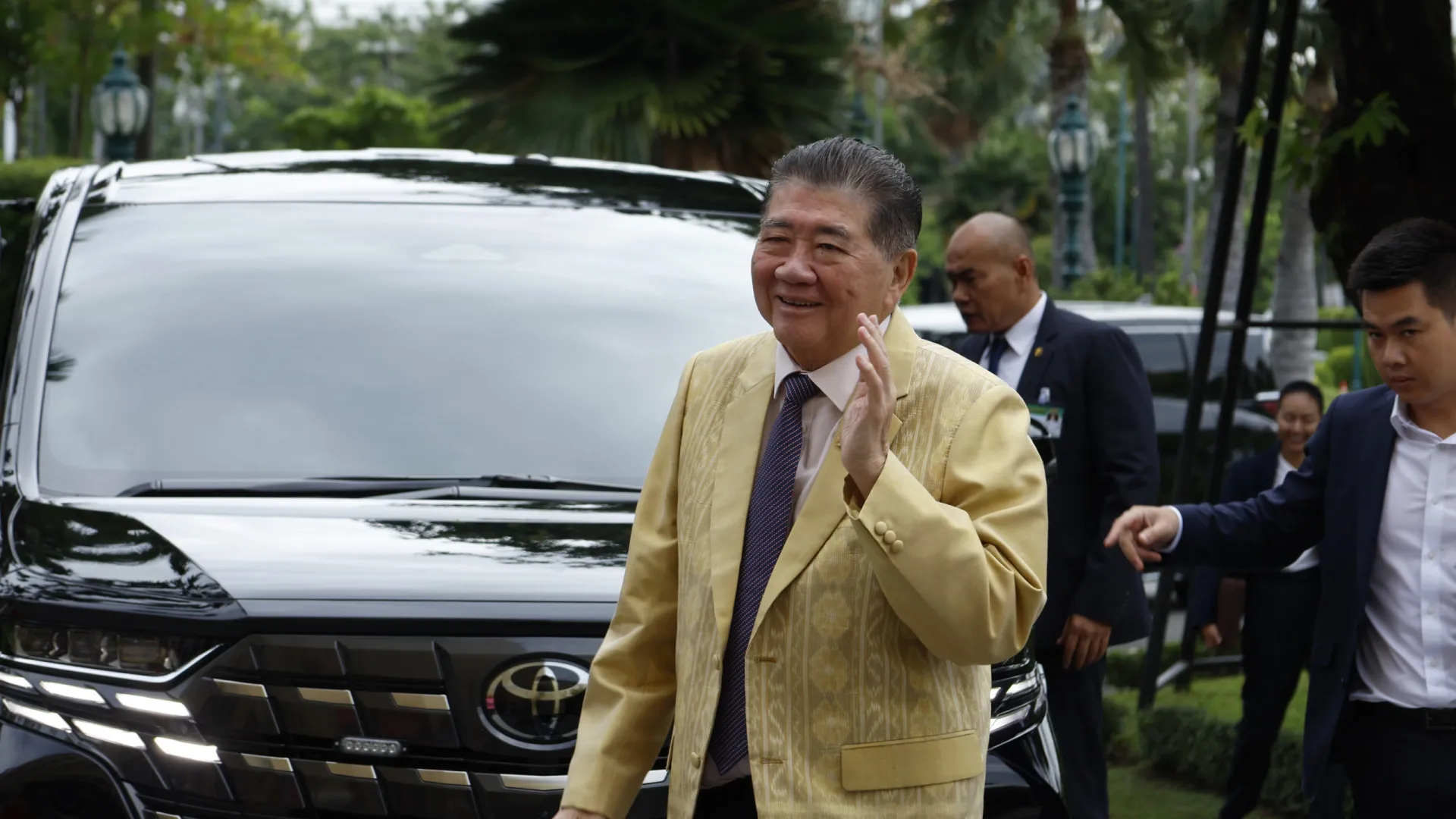 
                    Wechayachai assume interinamente cargo de primeiro-ministro da Tailândia
                