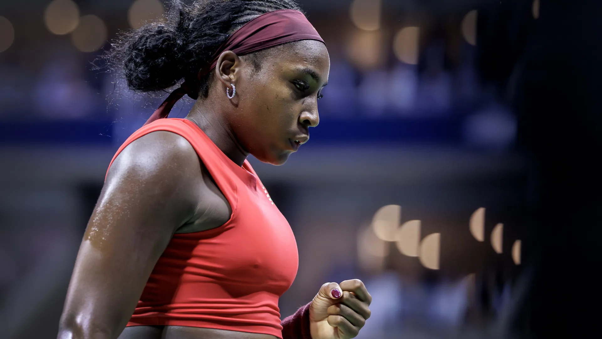 
                    Coco Gauff ultrapassa Ajla Tomljanovic e segue em frente no US Open
                