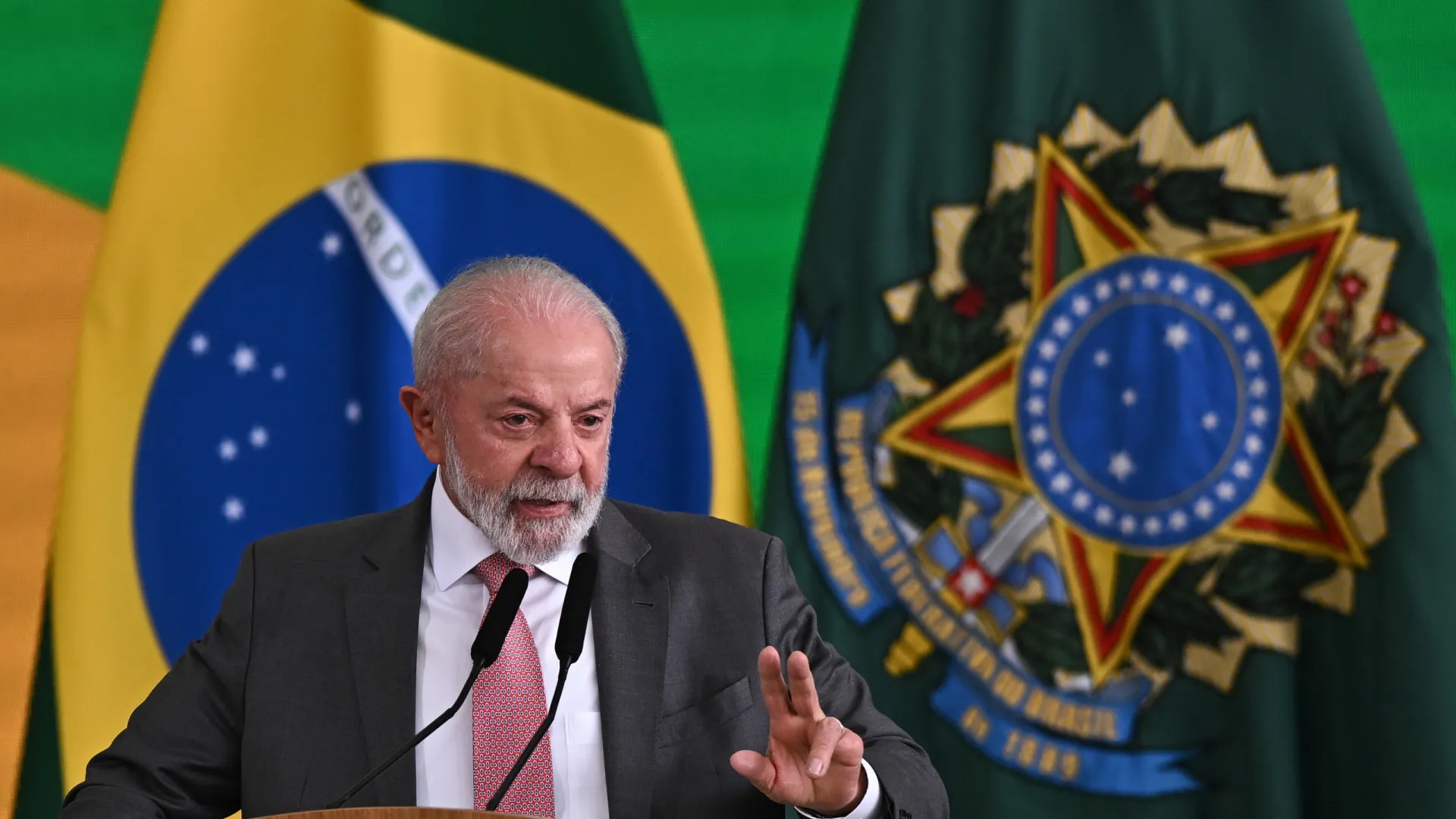 
                    Brasil exalta amizade com Portugal nos 200 anos de relações diplomáticas
                