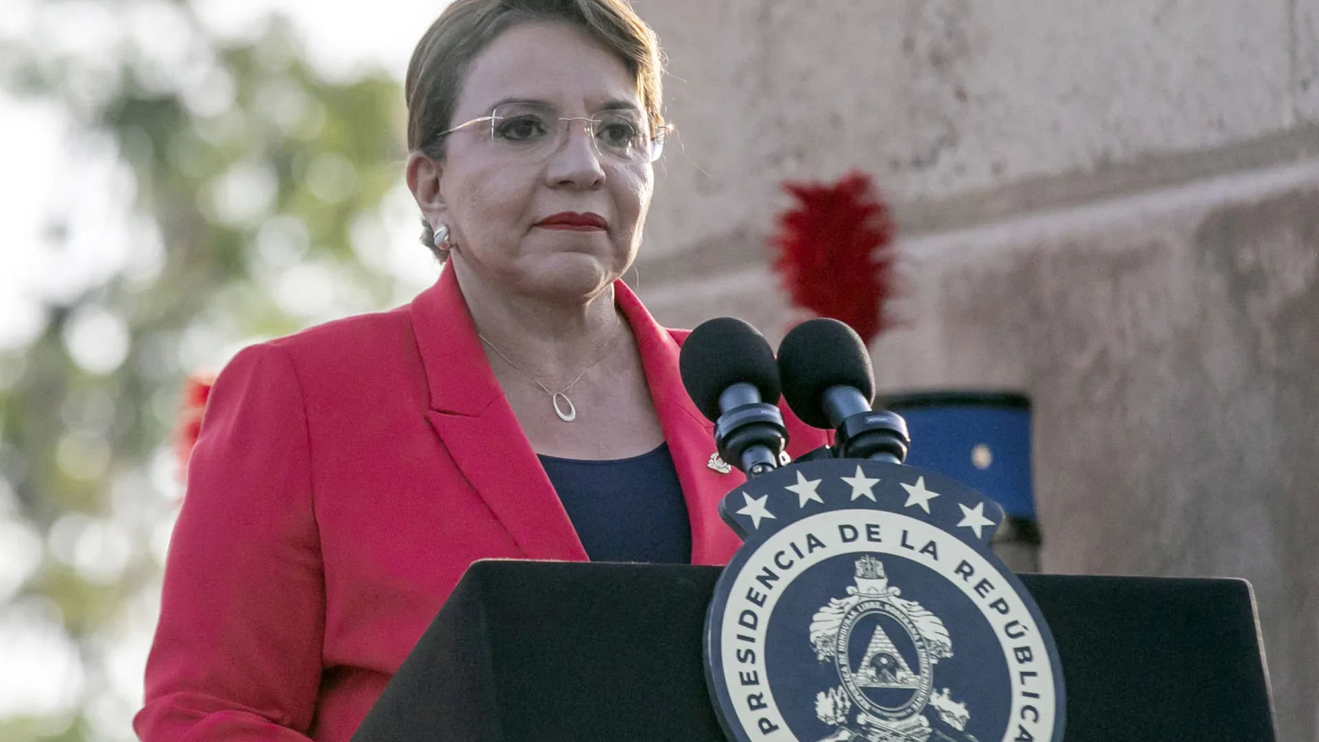 
                    Presidente das Honduras denuncia conspiração para realizar 