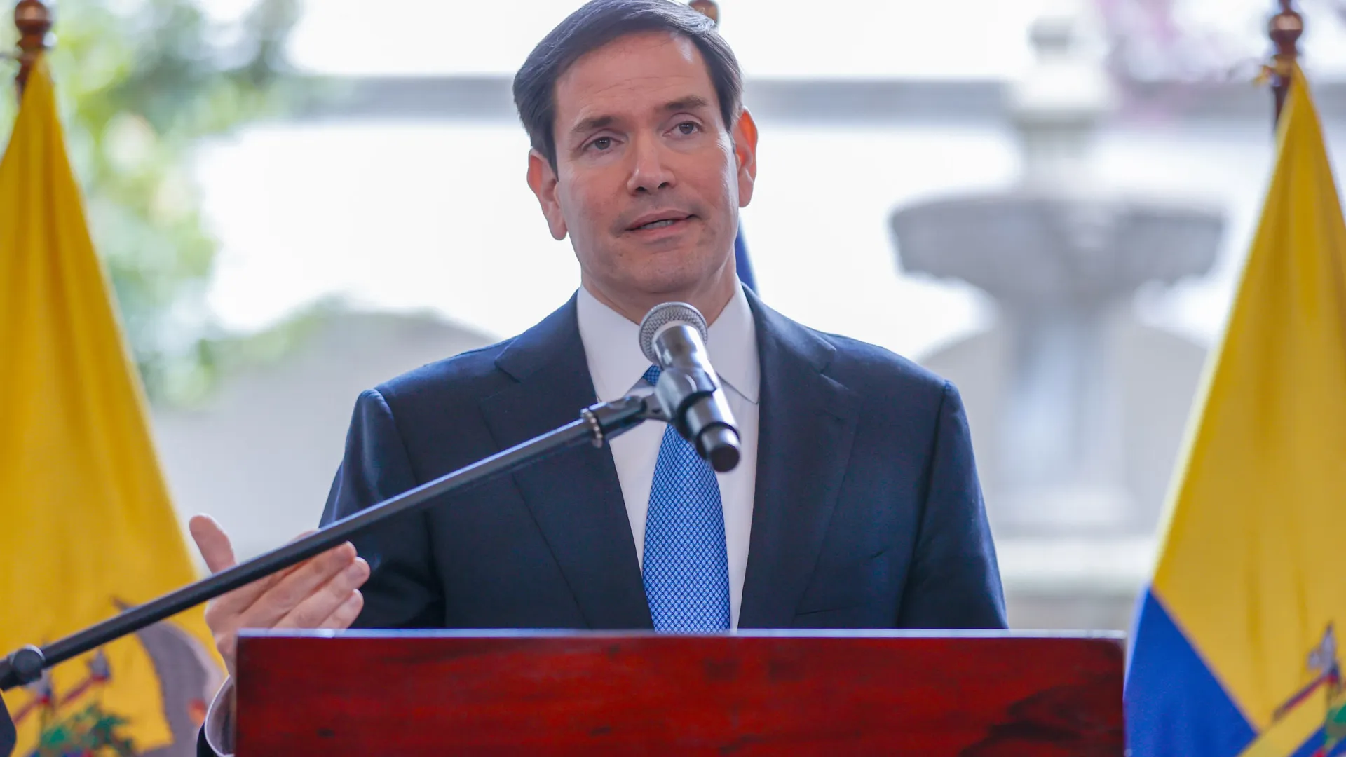 
                    EUA agradecem ao Equador por apoiar 