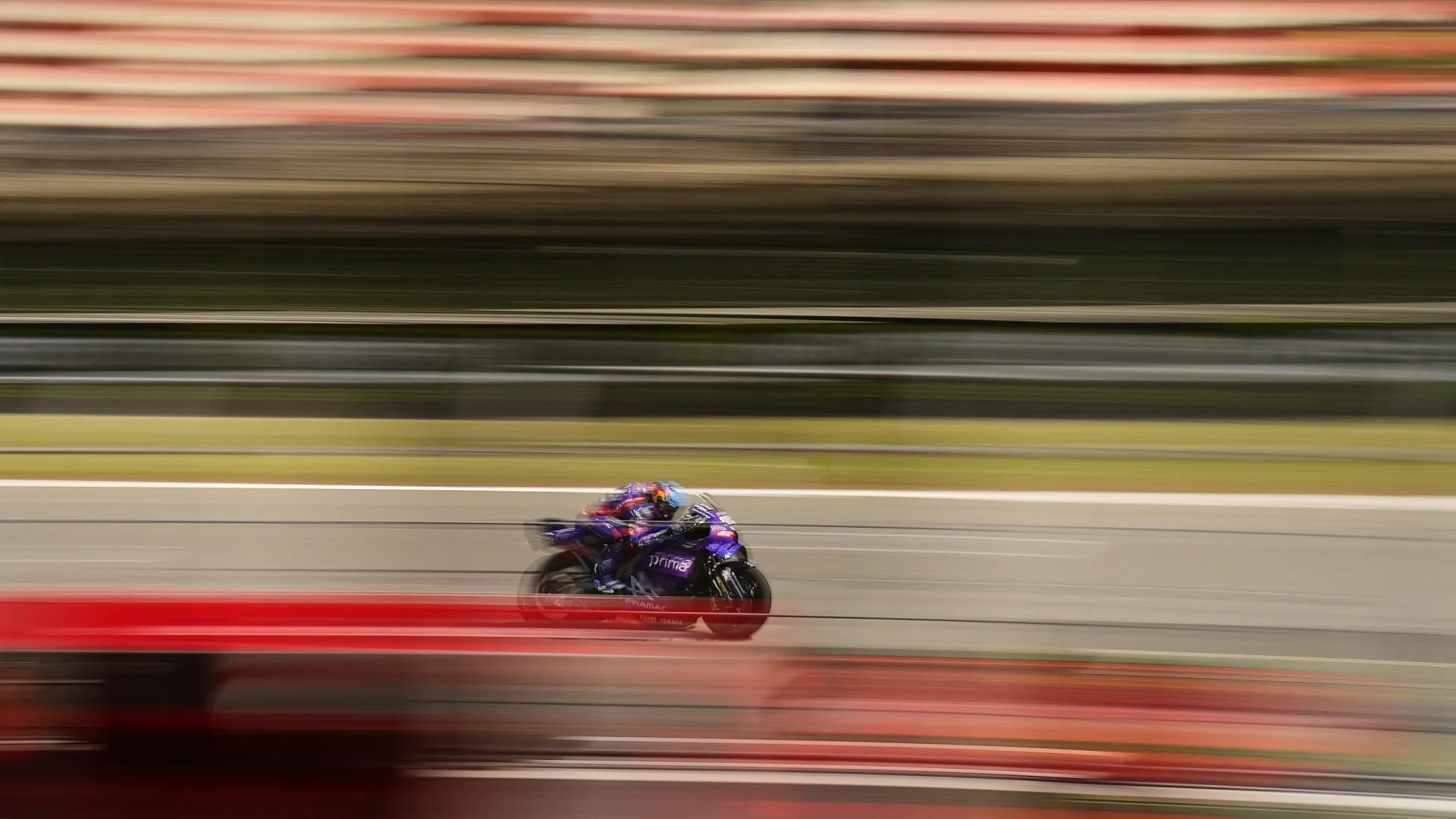 
                    Miguel Oliveira fora do top10 em treinos cronometrados do GP da Catalunha
                