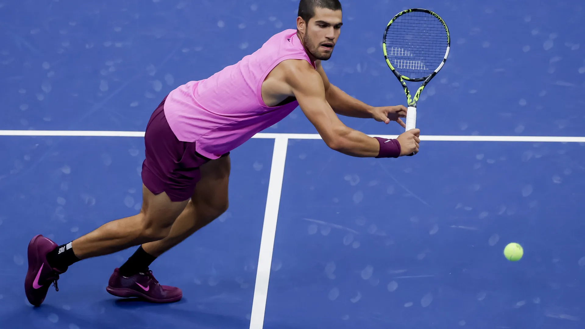 
                    Carlos Alcaraz regressa a número um do mundo após vencer US Open
                