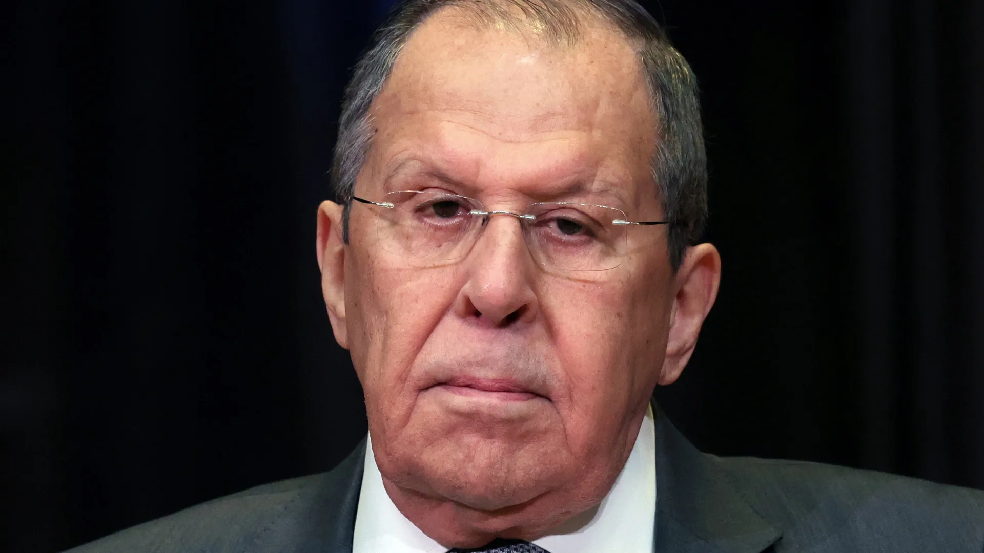 
                    Rússia promete apoiar China numa eventual crise no estreito de Taiwan
                