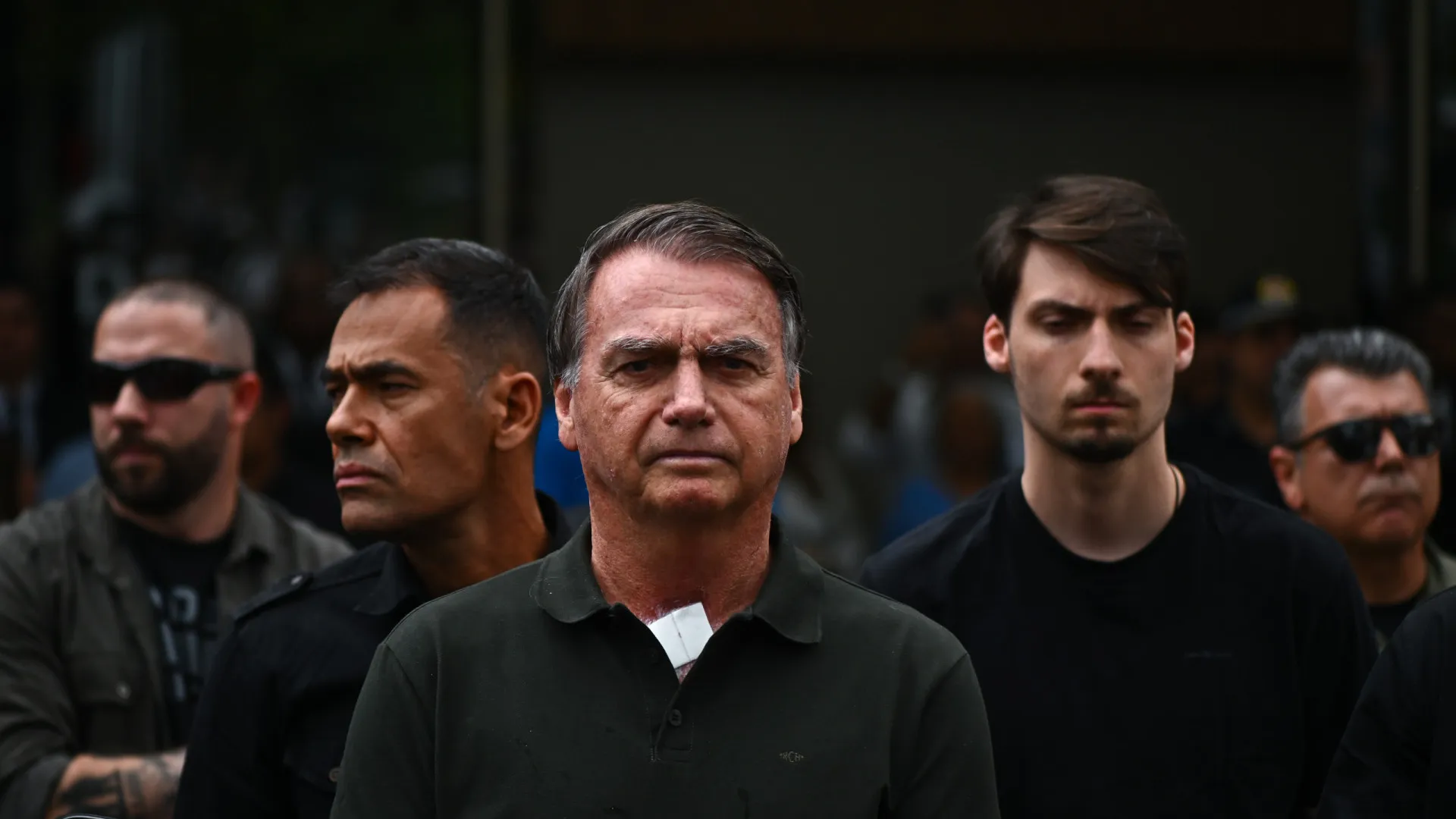 Supremo do Brasil autoriza assessor de Trump a visitar Bolsonaro na prisão