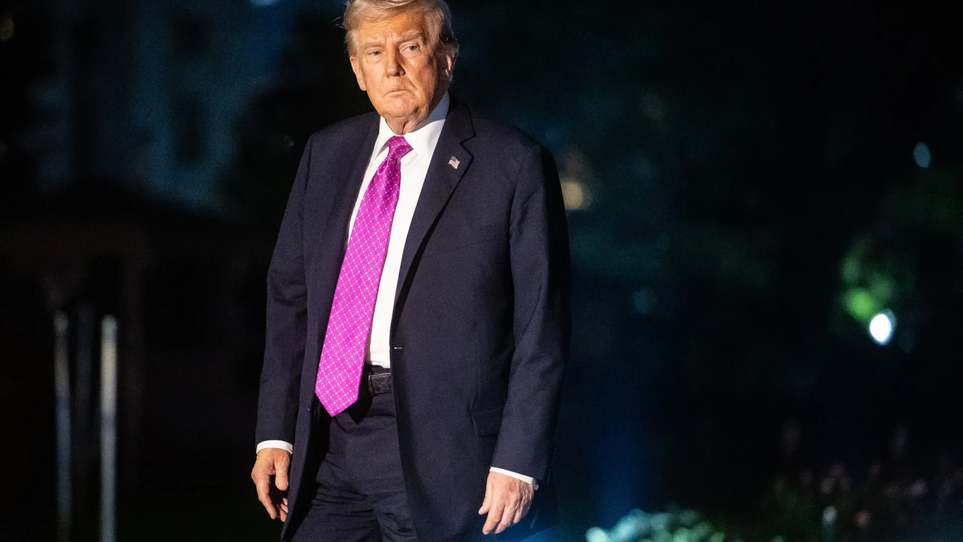 
                    Trump anuncia novo ataque contra 
