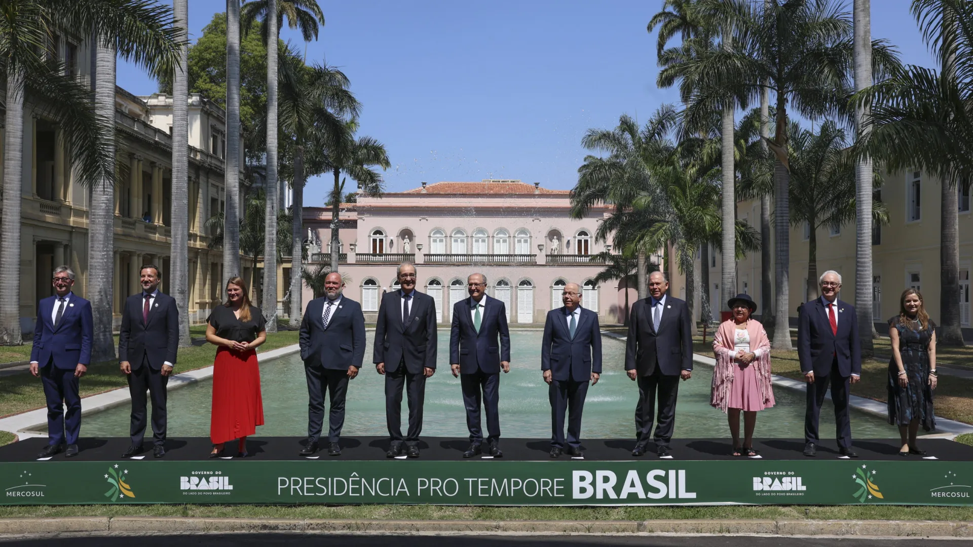 
                    Mercosul e EFTA assinam acordo comercial que reafirma o multilateralismo
                