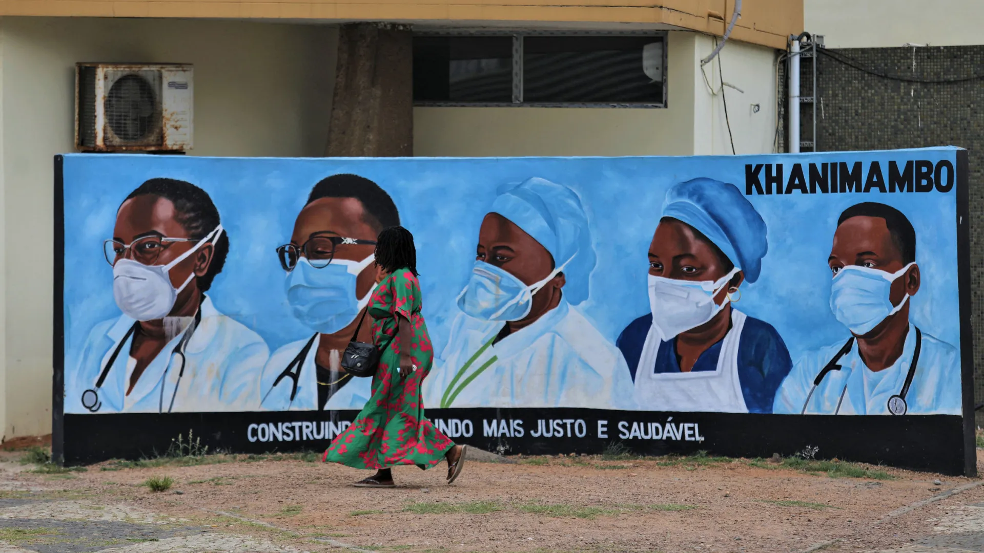 
                    Corrupção. Maior hospital de Moçambique proíbe pagamento em dinheiro
                