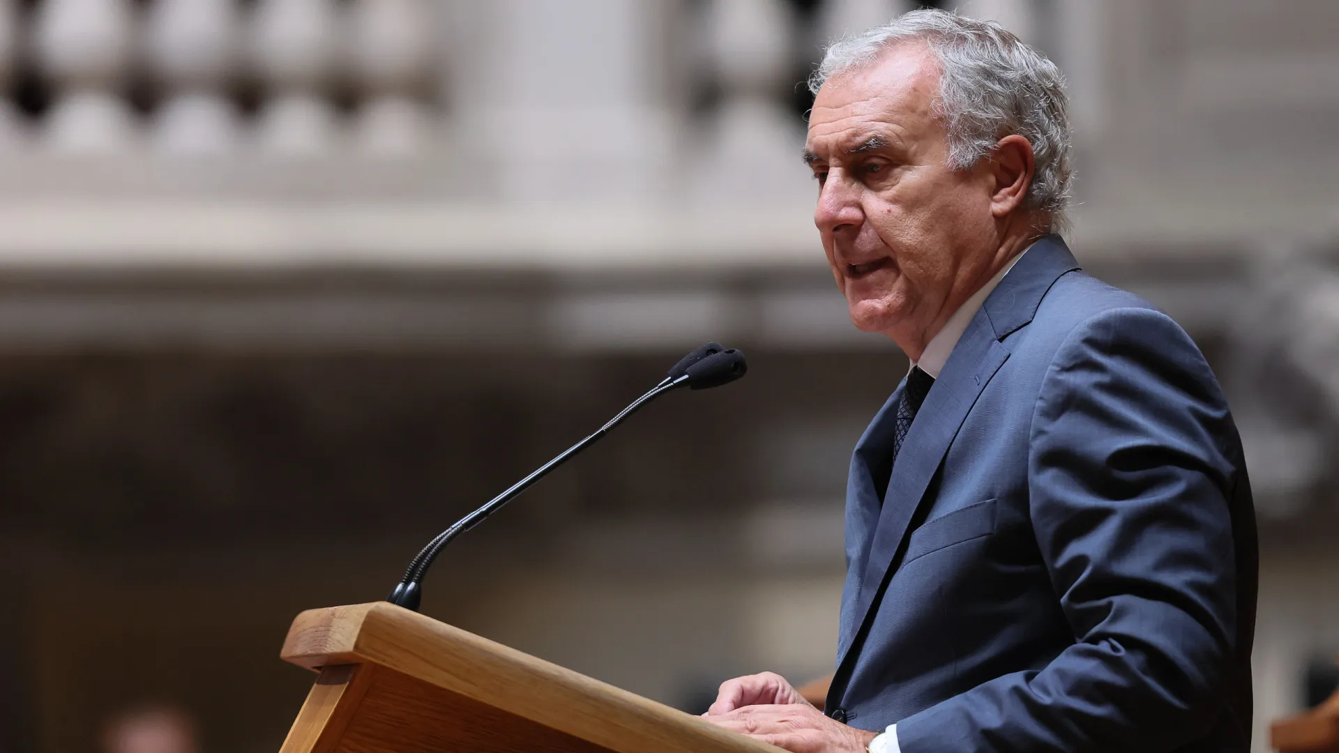 
                    PSD e CDS apresentam alterações à lei da nacionalidade
                