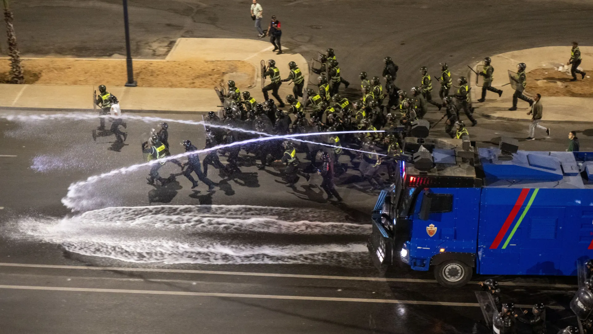 Veja: Em 6 dias de protestos, jovens exigem saída do governo em Marrocos