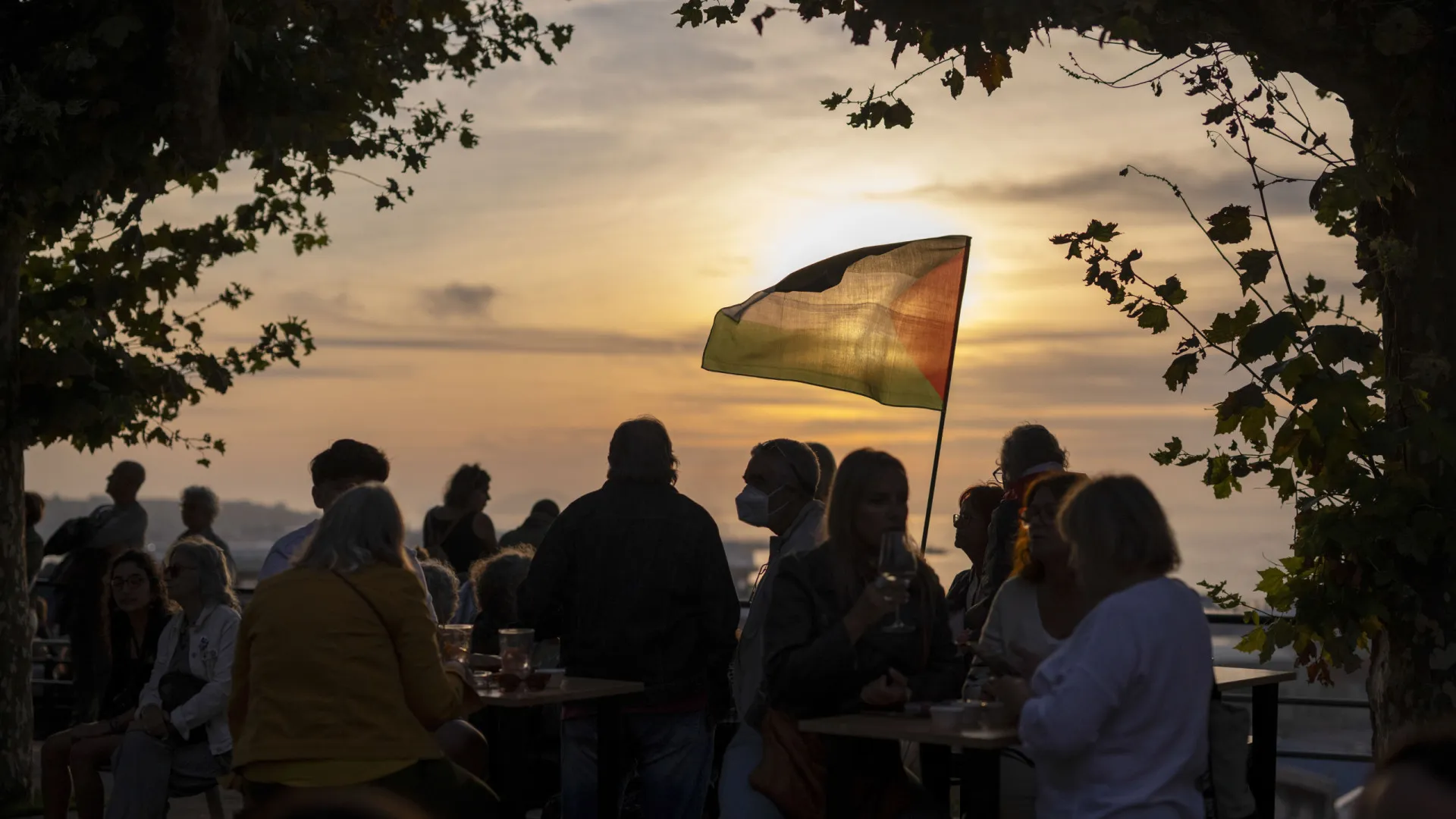 
                    Flotilha regressa em 2026 com 100 navios e 3.000 membros
                