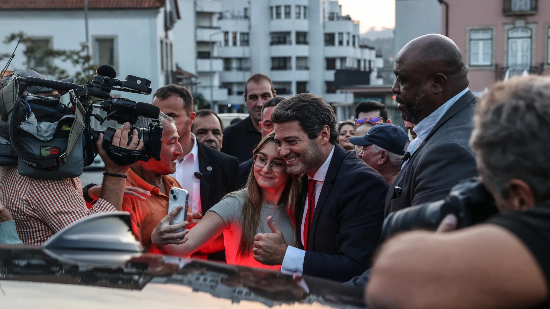 OE: Ventura acusa Montenegro de antecipar entrega para "desviar atenções"