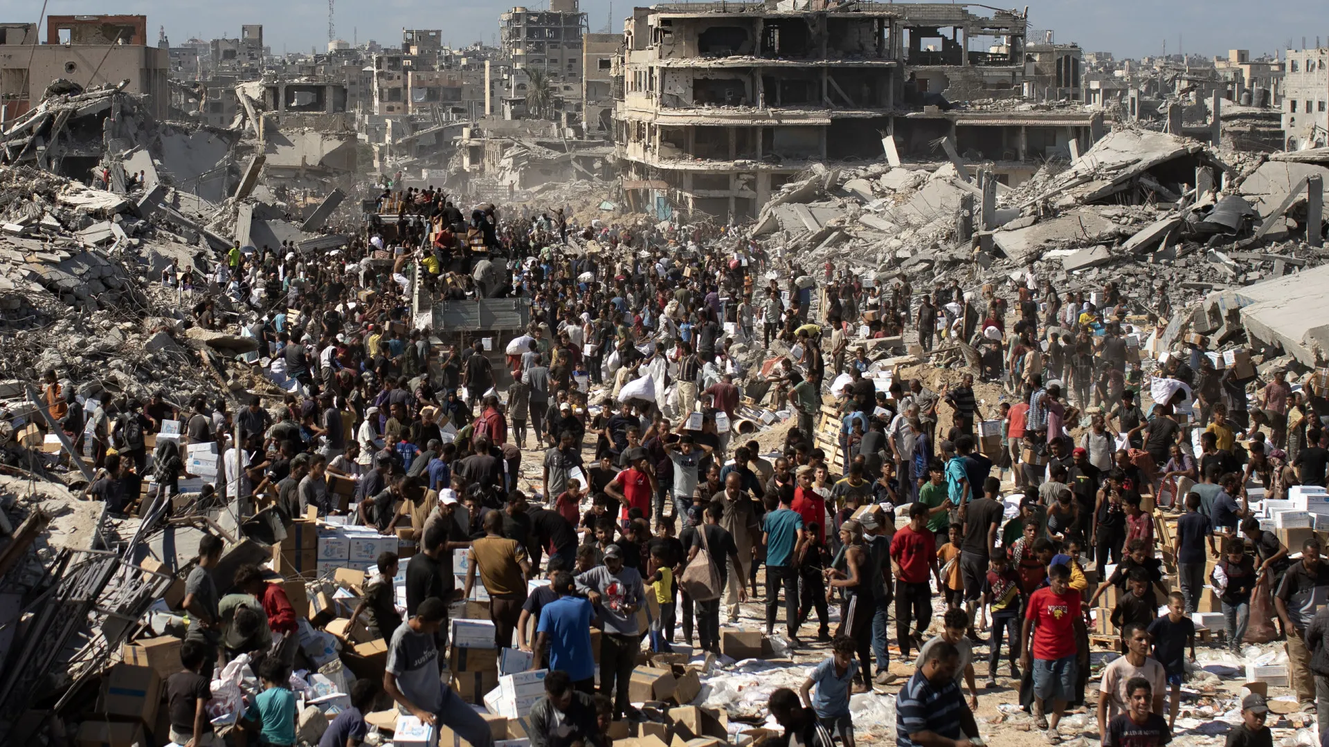 
                    Hamas e milícias em confrontos na cidade de Gaza
                