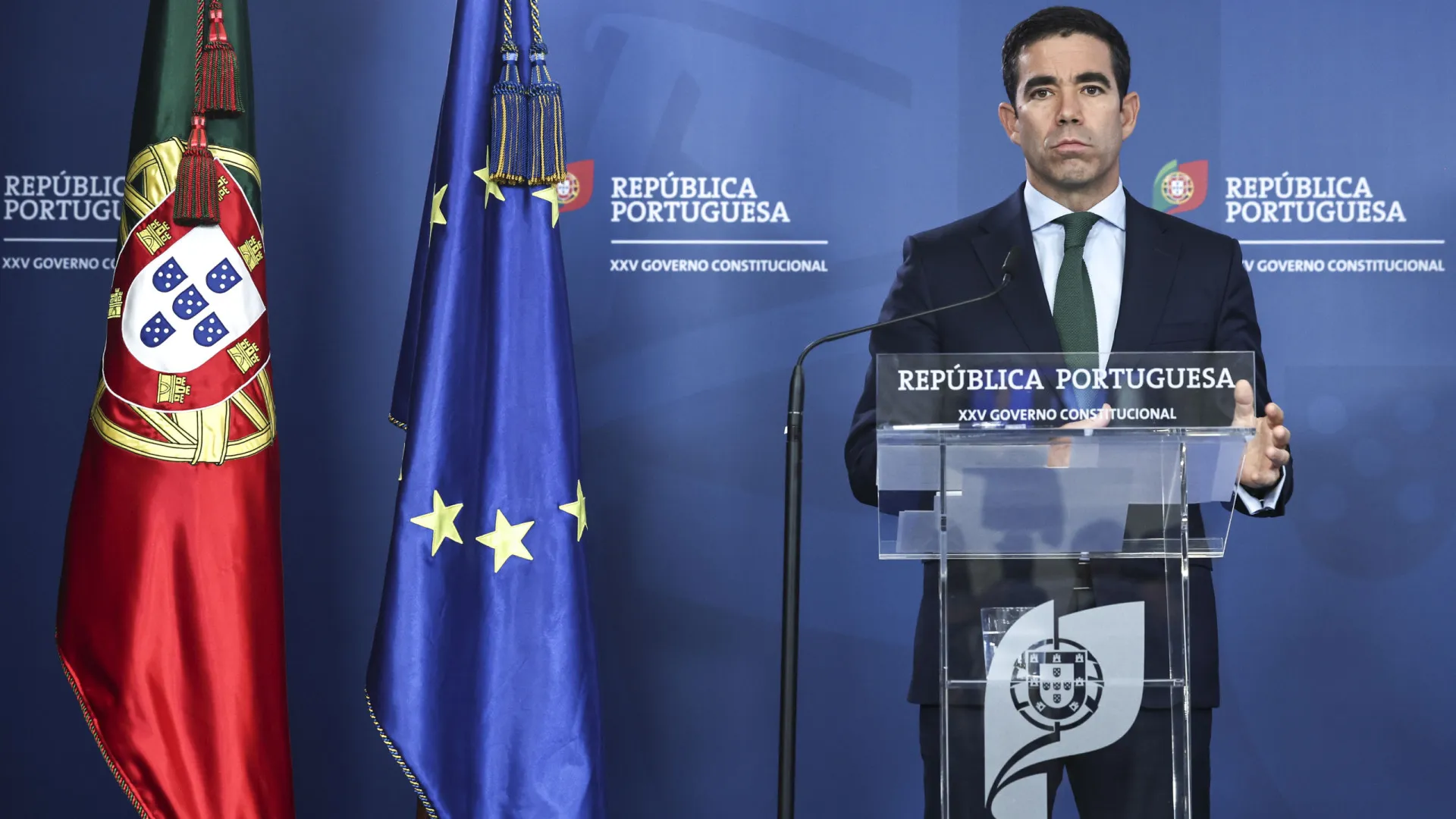 
                    Governo aprova estrutura de resposta a crises graves
                