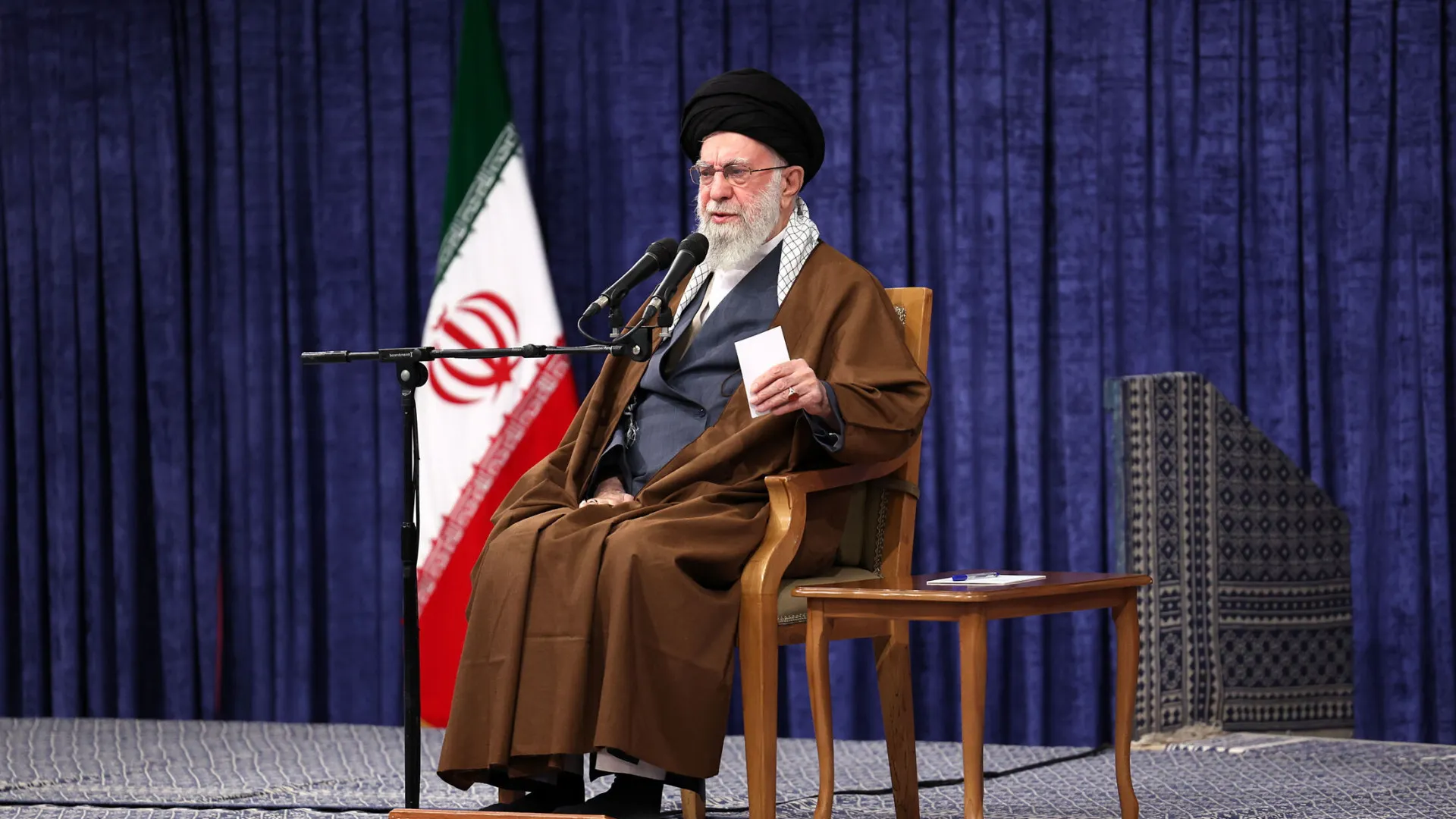 
                    Irão rejeita cooperar com EUA enquanto Washington apoiar Israel
                