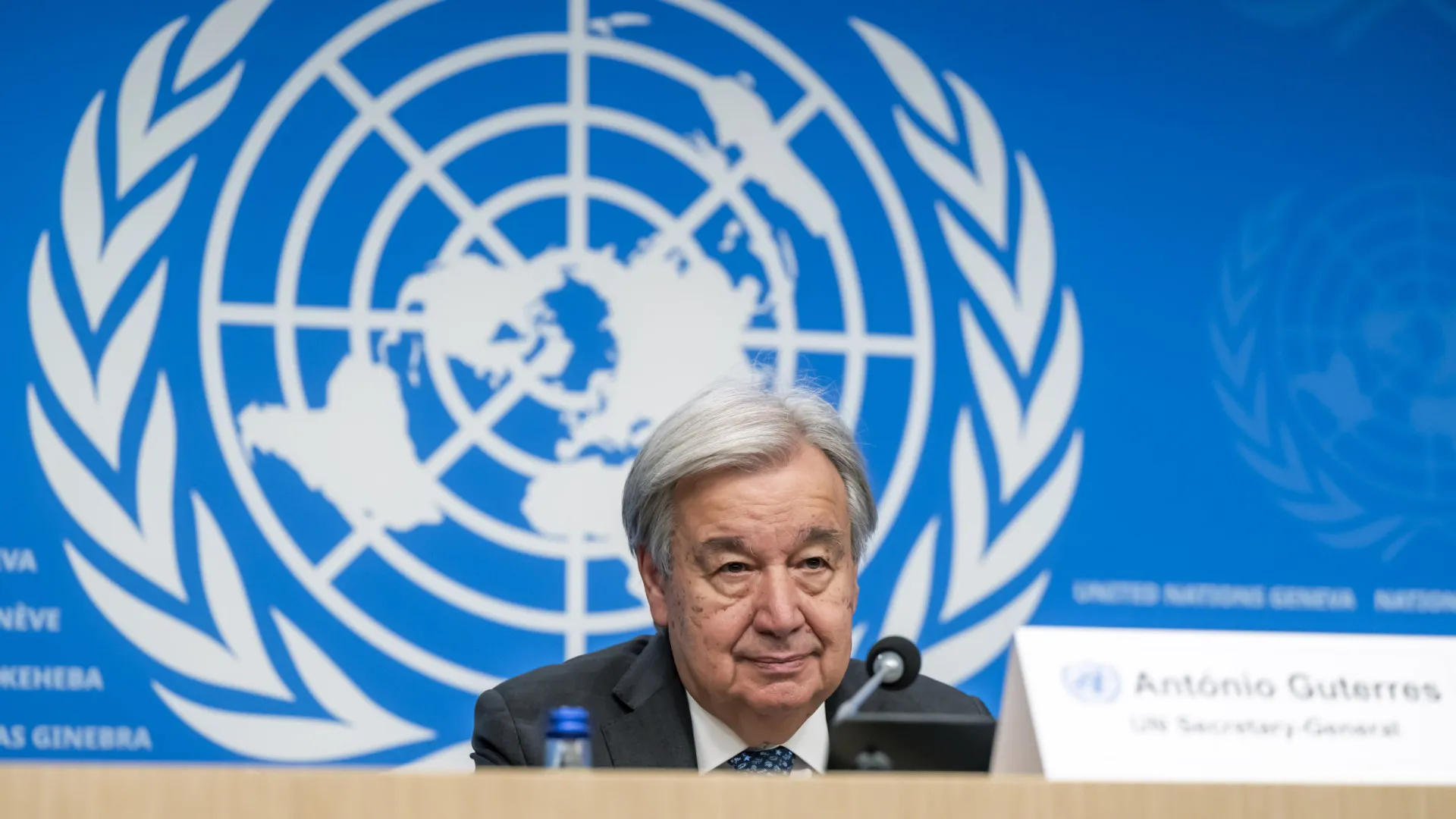 
                    Guterres critica 