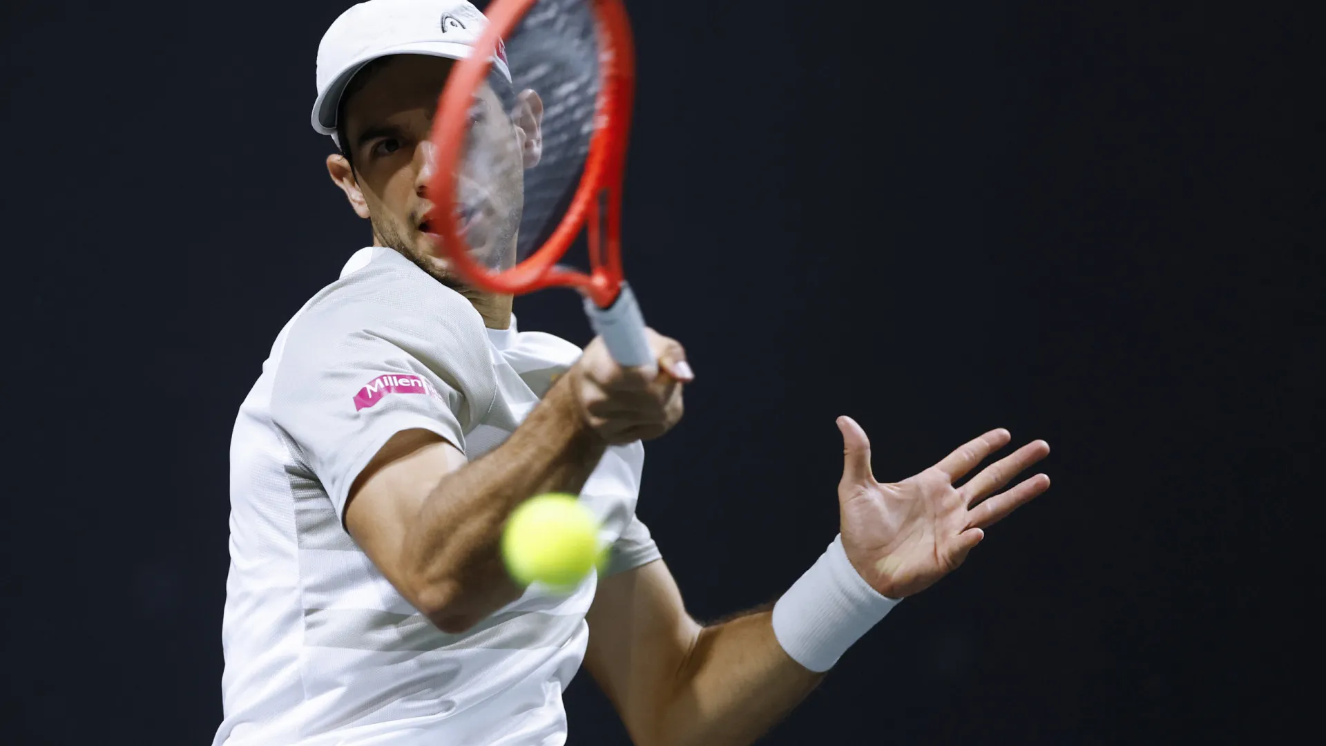 
                    Nuno Borges segue para a terceira ronda em Atenas e espera por Djokovic
                