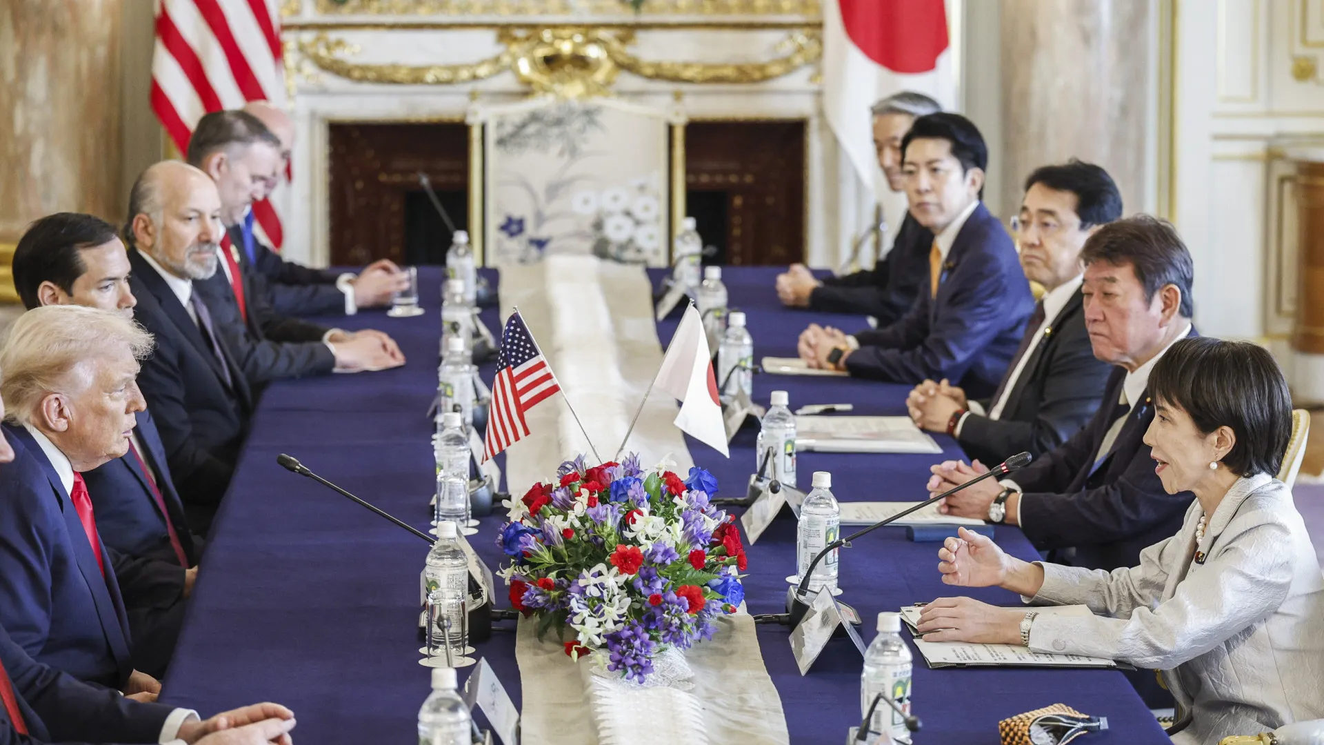 Trump declara em Tóquio que EUA são aliados do Japão