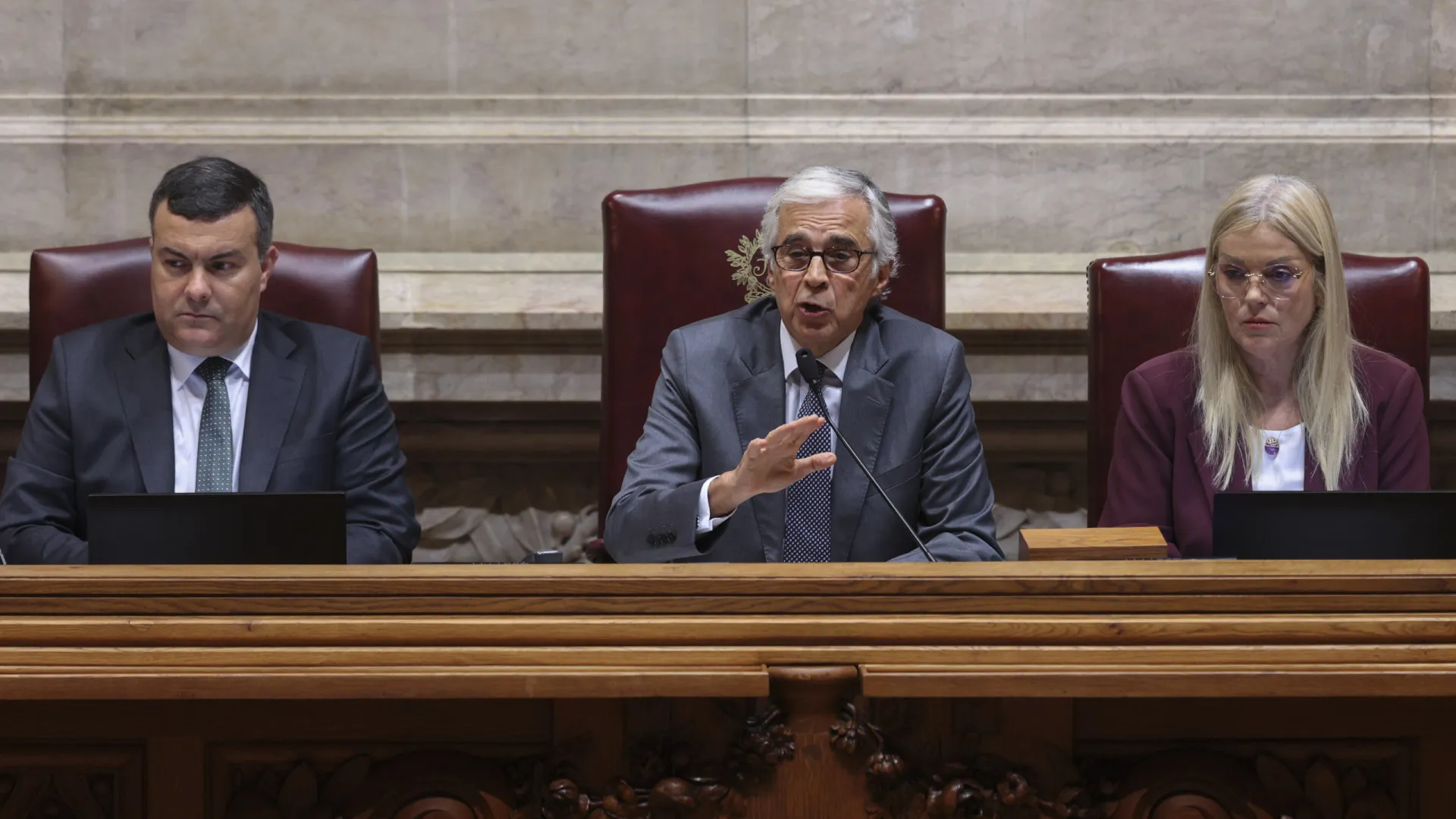 
                    Eleições para Conselho de Estado, TC e Provedor em 19 de dezembro
                