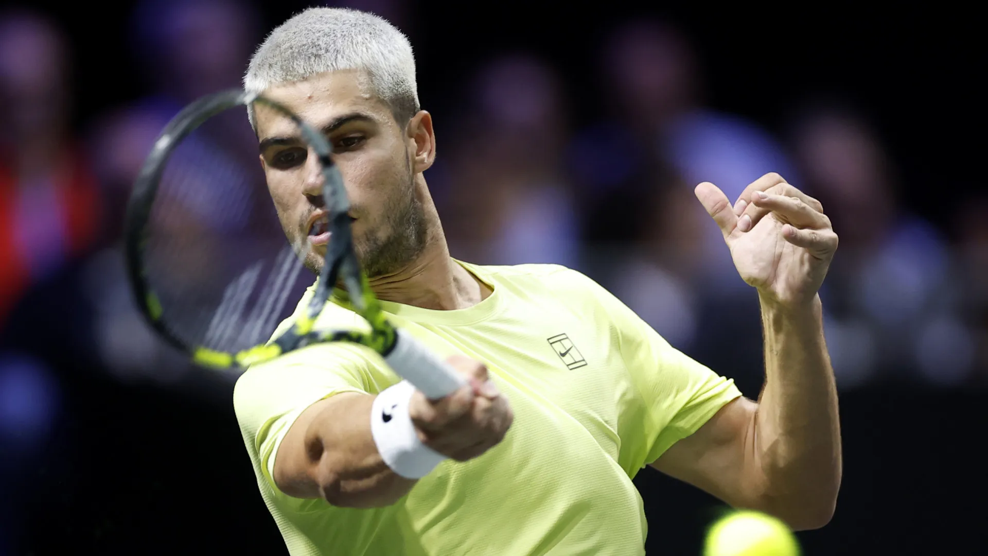 Carlos Alcaraz eliminado na estreia no Masters 1.000 de Paris