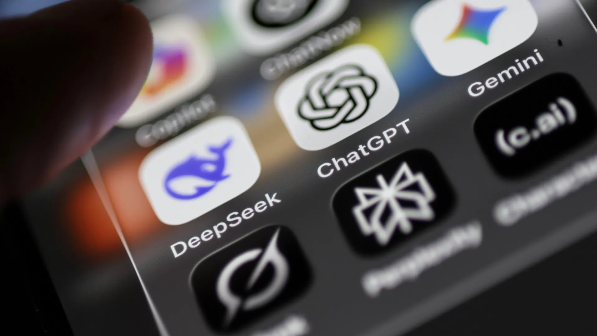 
                    Austrália, Canadá e Índia assinam aliança tecnológica em IA
                