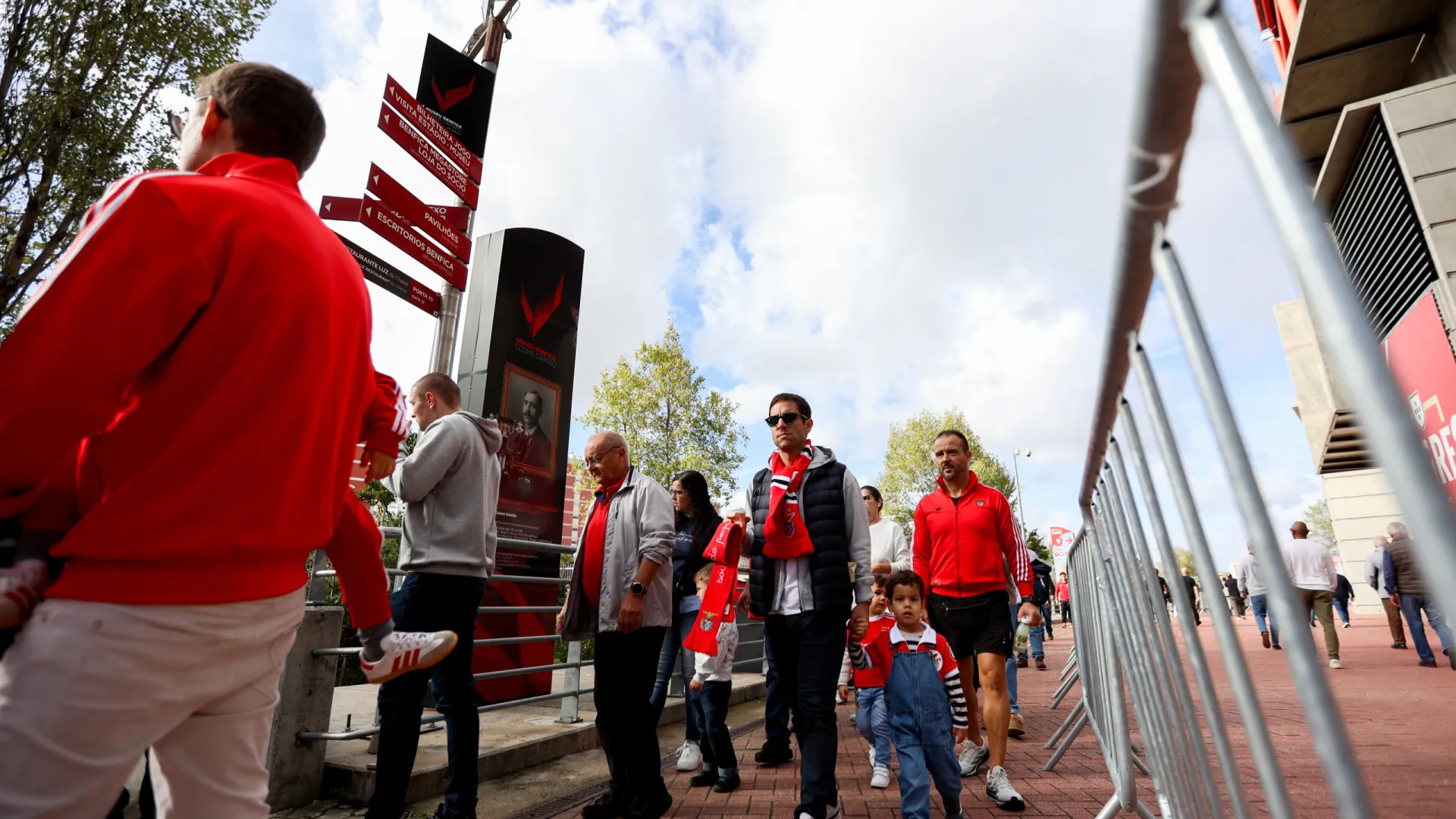 
                    Benfica registou mais de 35.000 votantes até ao meio-dia
                