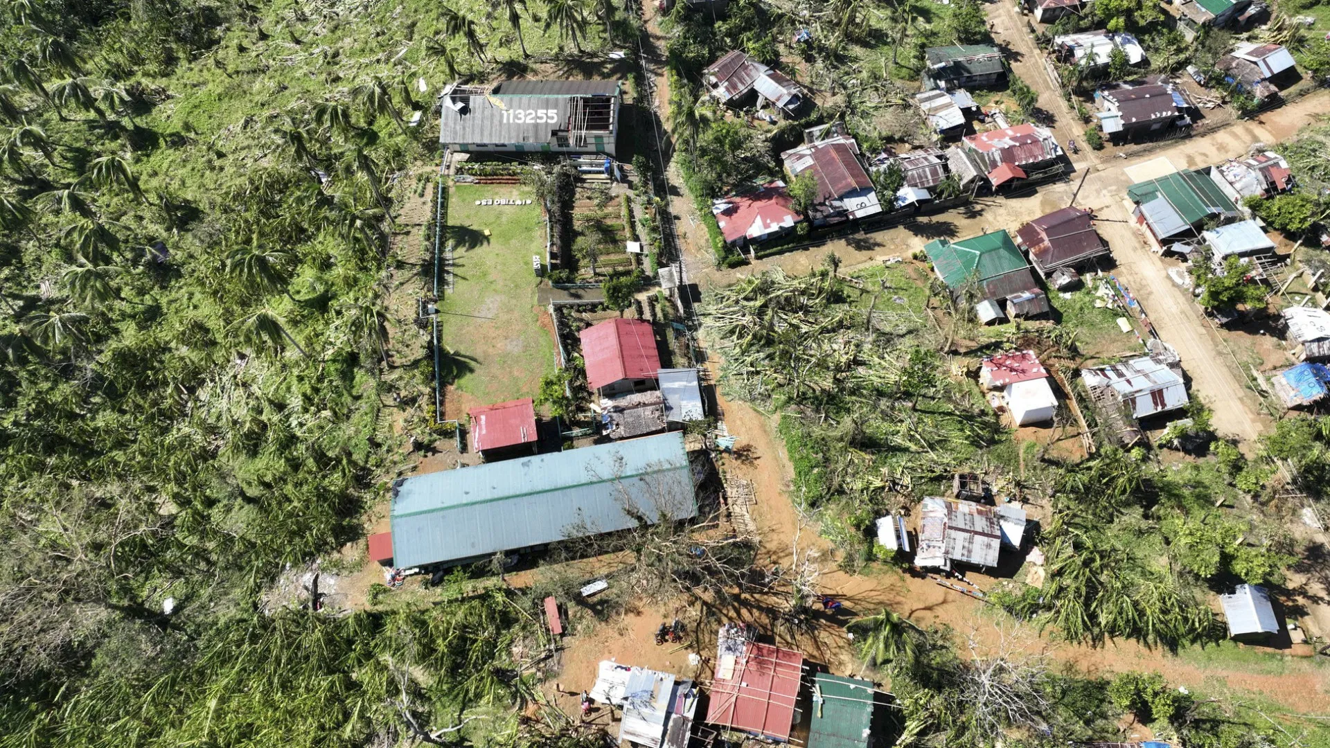 Pelo menos 27 pessoas morreram nas Filipinas após tufão