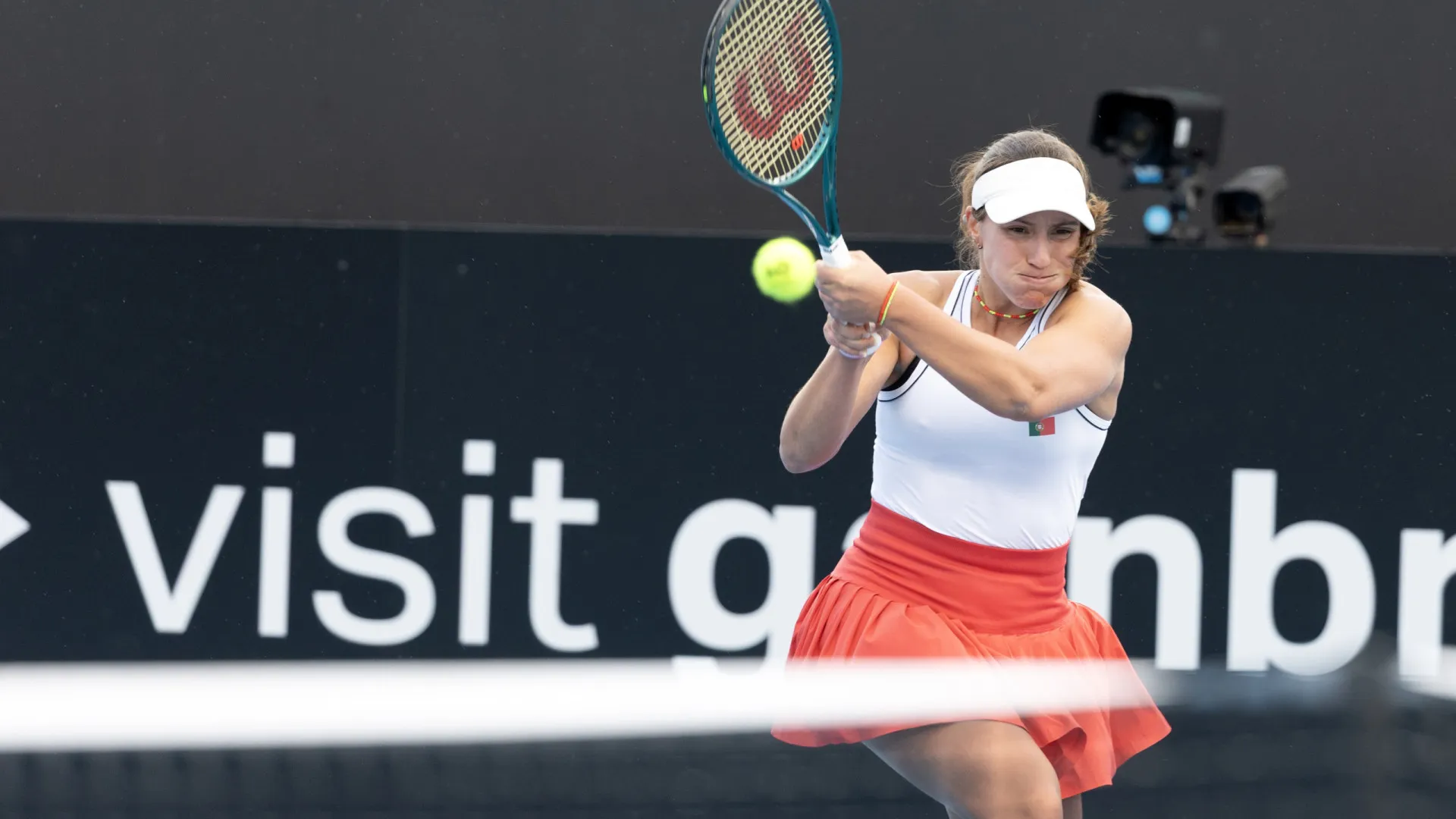 Portugal luta "com coração" por vaga no playoff da Billie Jean King Cup