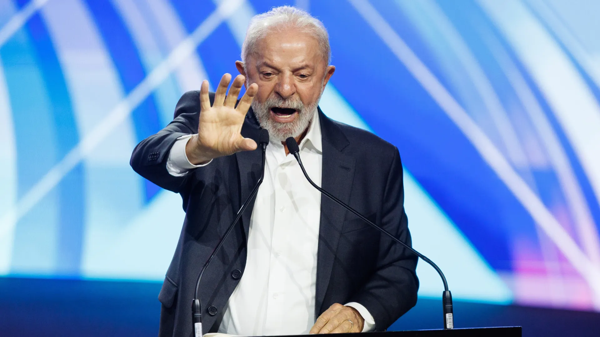 
                    Lula da Silva vai encontrar-se com Trump nos EUA no início de março
                