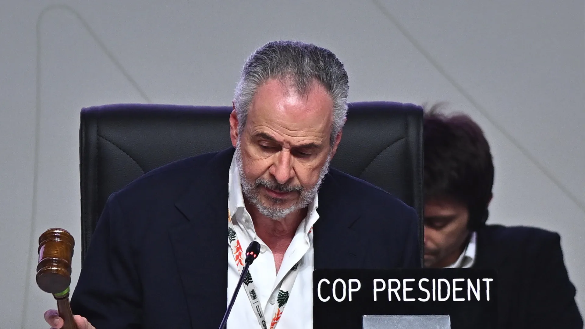 
                    Presidência brasileira da COP30 promete roteiro para abandono dos combustíveis fósseis
                